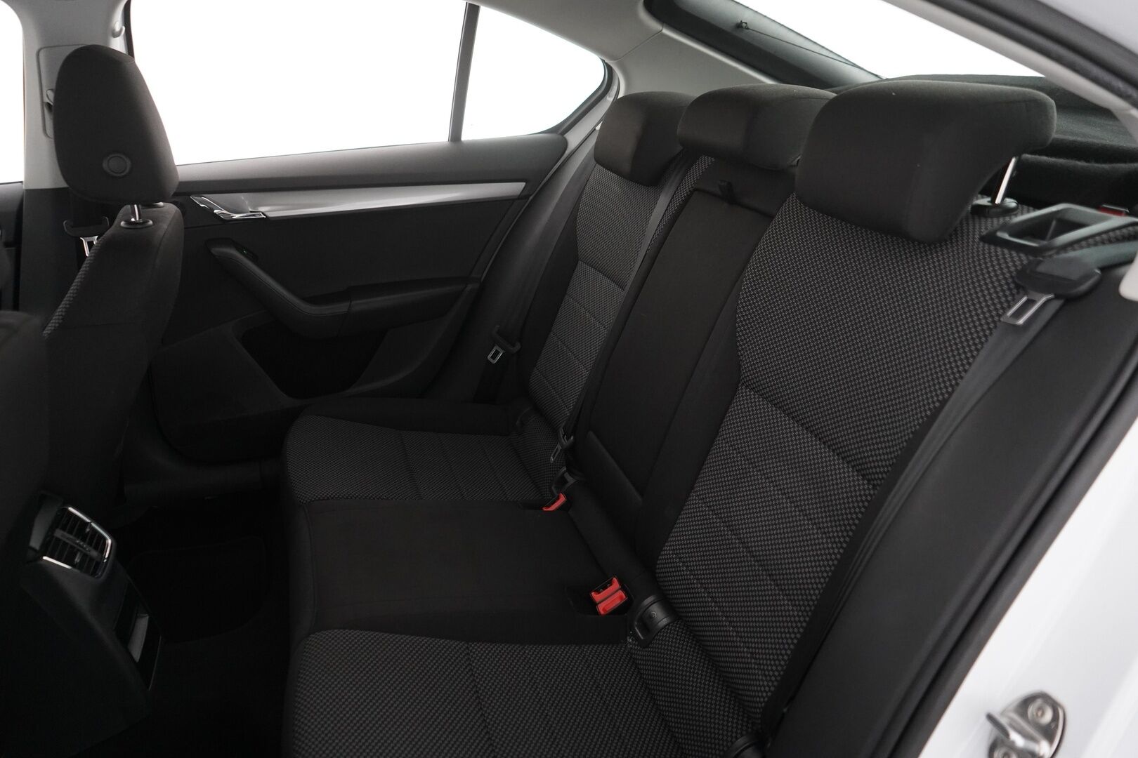 Skoda Octavia 2015 1,2 TSI Ambition   *Vakkari / Front Assist / Start-Stop - Suomi-auto / Kahdet renkaat! 