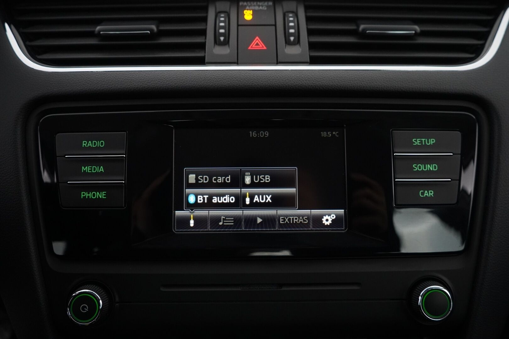 Skoda Octavia 2015 1,2 TSI Ambition   *Vakkari / Front Assist / Start-Stop - Suomi-auto / Kahdet renkaat! 