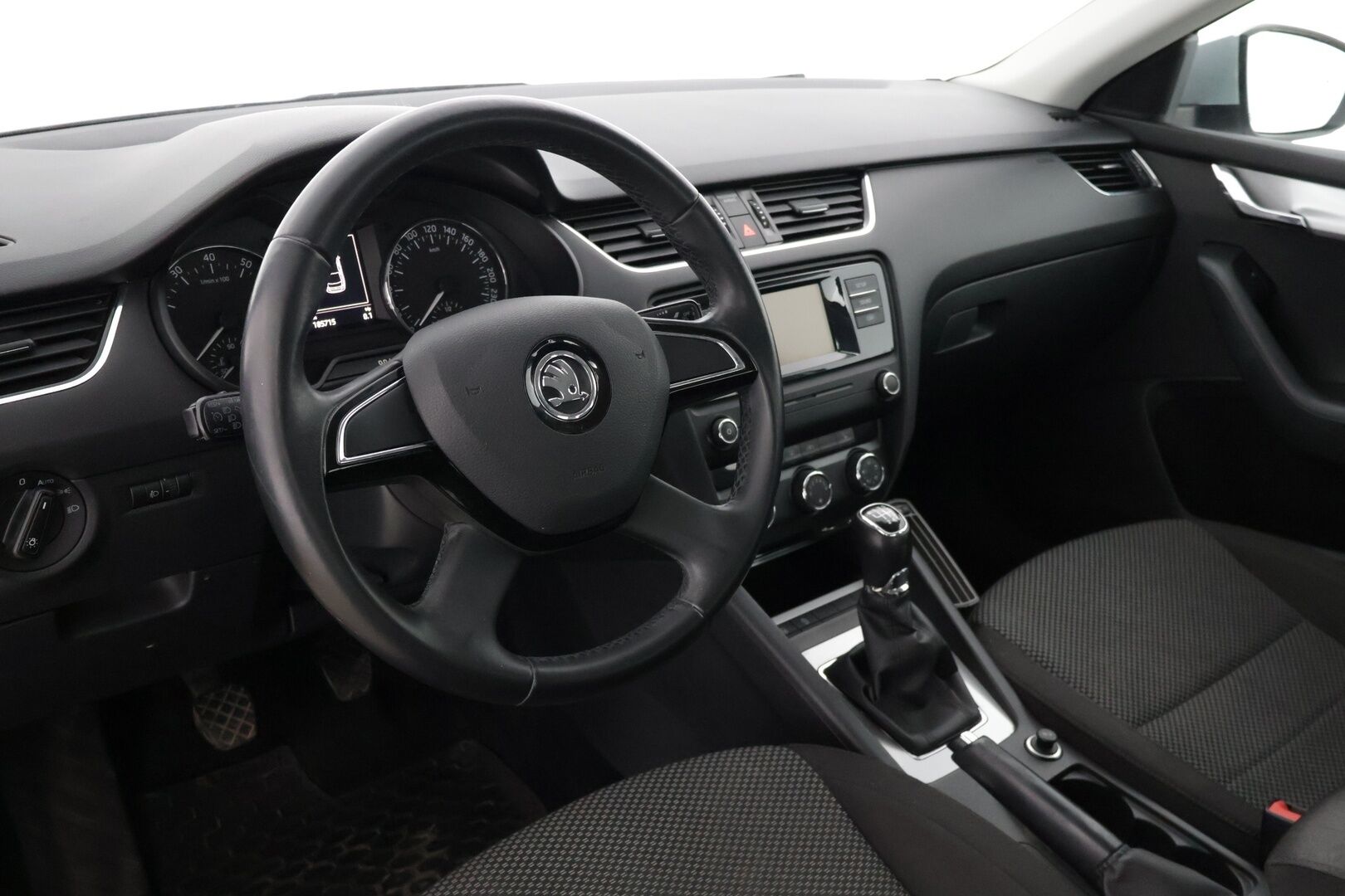 Skoda Octavia 2015 1,2 TSI Ambition - *Ilmainen kotiintoimitus!* - ** Lohkolämmitin / Juuri huollettu / Tutkat / Isofix / Bluetooth **