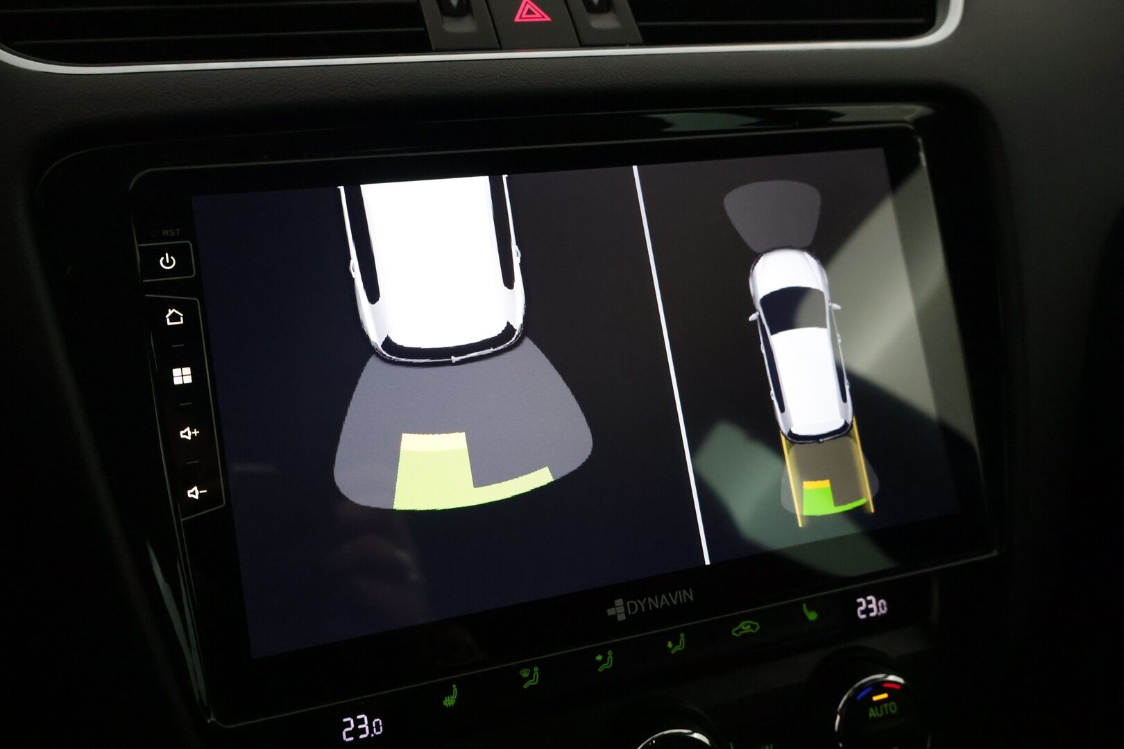 Skoda Octavia 2015 Combi 2,0 TDI RS DSG Autom * ACC / Webasto / Keyless / Sähkökontti / Puolinahat * - Kattavasti huollettu suomi-auto / Erittäin hyvät nastat talveksi - HULLU BLACKWEEK KORKOTARJOUS 2,49%