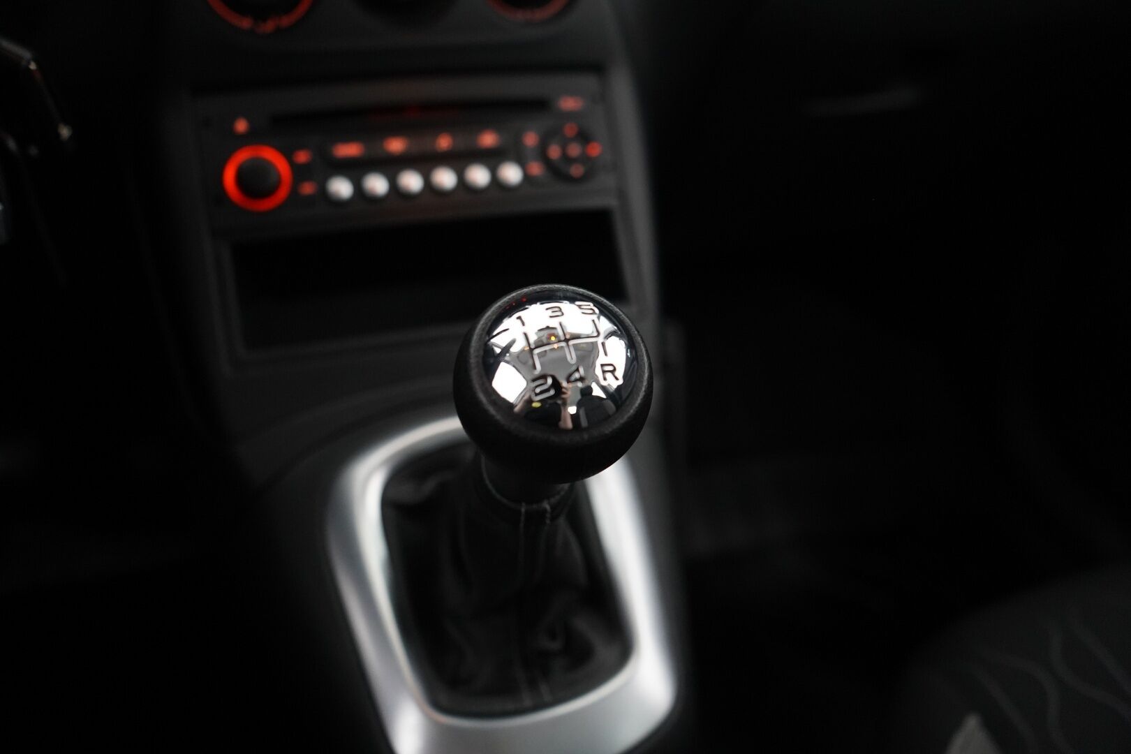 Citroen C3 Picasso 2016 PureTech 110 Premium *Koukku / Lohko / Vakkari / Tutkat* - Viimeisin huolto 104tkm / Kahdet renkaat / Uusi tuulilasi / Todella hyvä huoltohistoria / Suomi-auto
