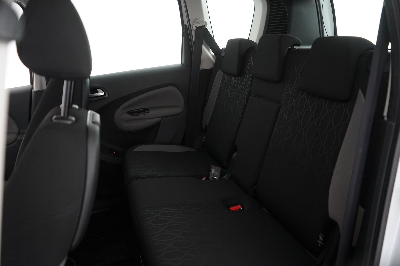 Citroen C3 Picasso 2016 PureTech 110 Premium *Koukku / Lohko / Vakkari / Tutkat* - Viimeisin huolto 104tkm / Kahdet renkaat / Uusi tuulilasi / Todella hyvä huoltohistoria / Suomi-auto