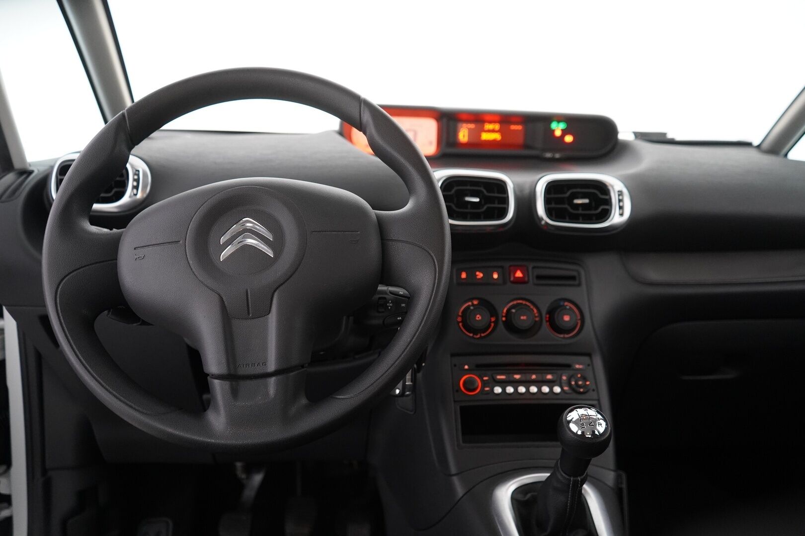 Citroen C3 Picasso 2016 PureTech 110 Premium *Koukku / Lohko / Vakkari / Tutkat* - Viimeisin huolto 104tkm / Kahdet renkaat / Uusi tuulilasi / Todella hyvä huoltohistoria / Suomi-auto