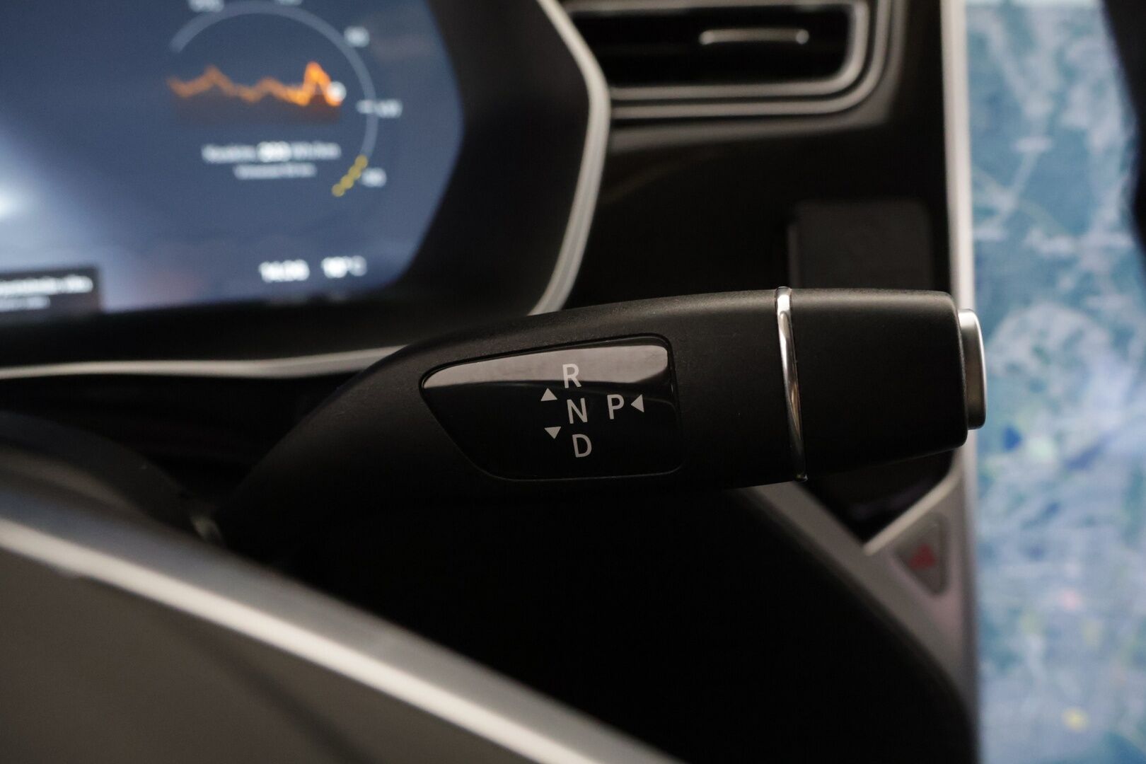 Tesla Model S 2015 70 D - Myydään Huutokaupat.com.ssa! | ACC | 2x renkaat | 84,3% SoH | Navi! | High Perfomance Audio! | Kamera | 2x Avain | - KORKO VAIN 3,99 %
