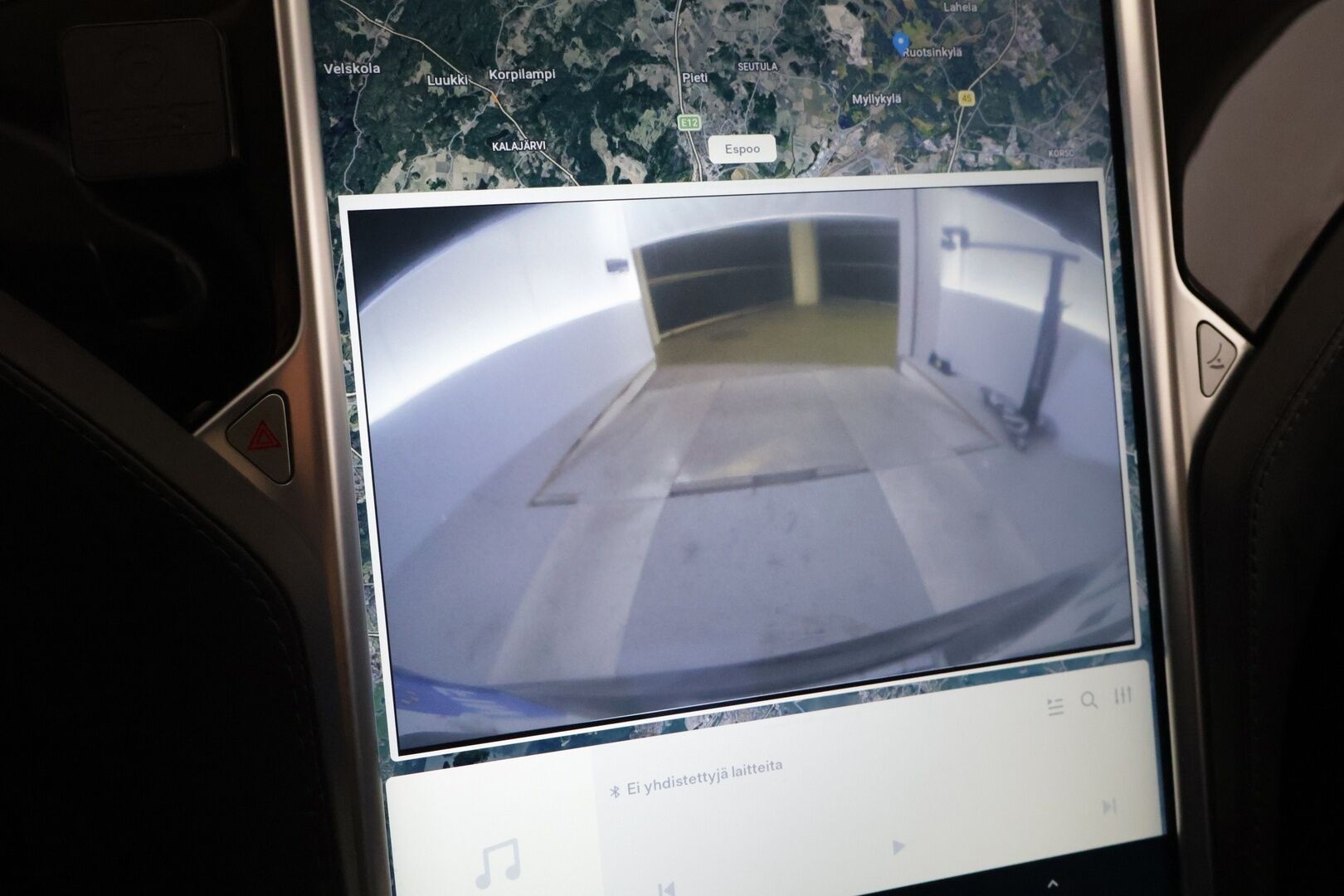 Tesla Model S 2015 70 D - Myydään Huutokaupat.com.ssa! | ACC | 2x renkaat | 84,3% SoH | Navi! | High Perfomance Audio! | Kamera | 2x Avain | - KORKO VAIN 3,99 %