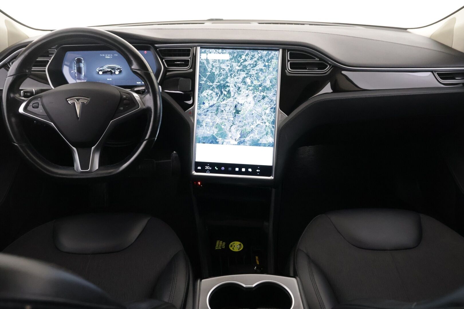 Tesla Model S 2015 70 D - Myydään Huutokaupat.com.ssa! | ACC | 2x renkaat | 84,3% SoH | Navi! | High Perfomance Audio! | Kamera | 2x Avain | - KORKO VAIN 3,99 %