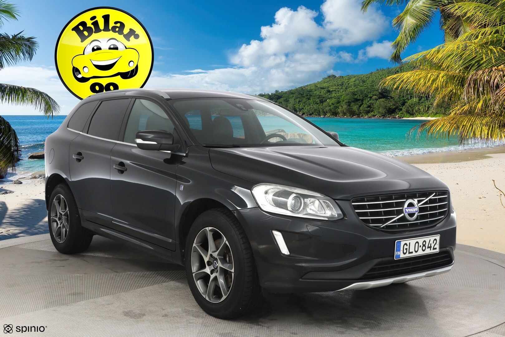 Volvo XC60 2015 D4 Ocean Race aut *Juuri katsastettu ja huollettu / VOC / Tutkat takana / Vetokoukku / Nahkasisusta / Navigointi* - *Suomi-auto / kattavasti huollettu / 2x renkaat Volvon alumiinivanteilla*