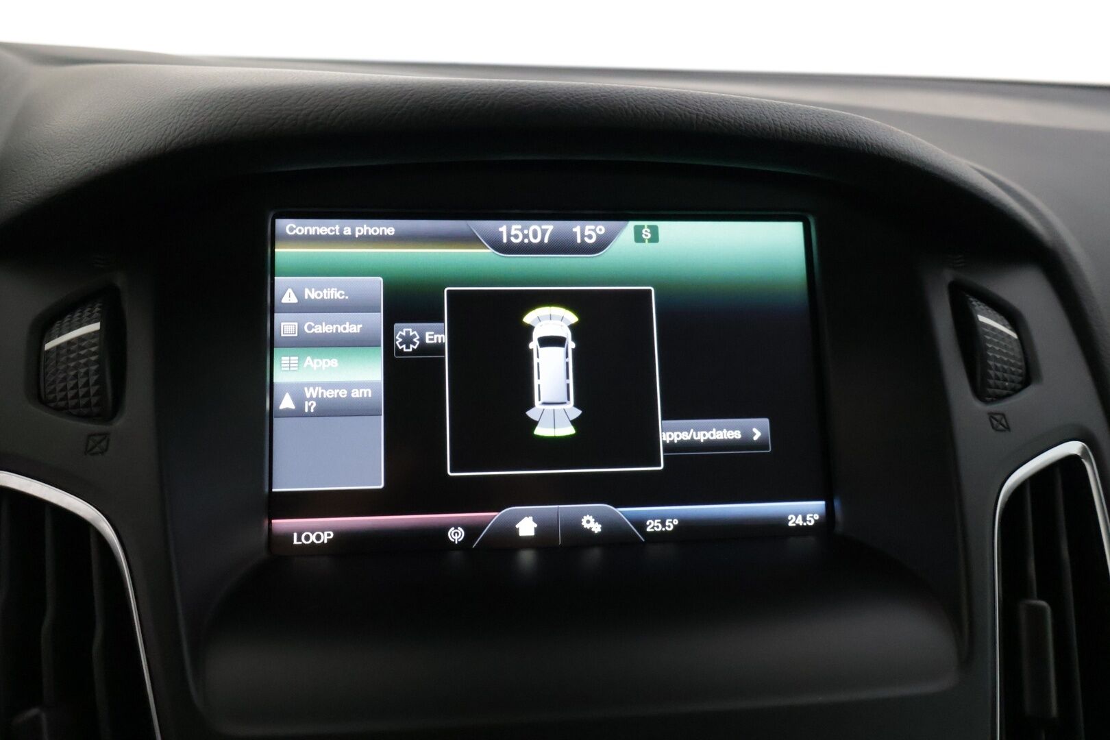 Ford Focus 2015 1,5 EcoBoost 150 hv Start/Stop M6 Titanium Wagon * Adapt. vakkari / P-tutkat / Lohkolämmitin / Lämmitettävä tuulilasi / Koukku * - Suomi-auto / Jakohihna vaihdettu 3/25! / Kahdet hyvät renkaat, talveksi Nokian nastat