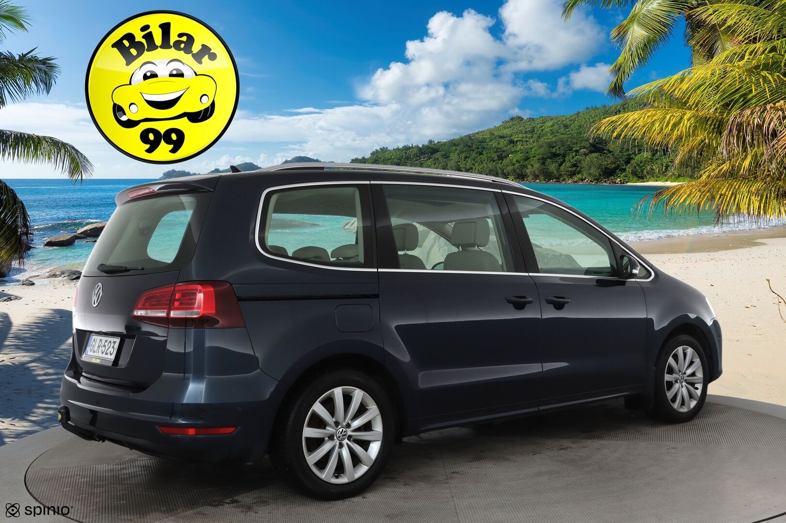 Volkswagen Sharan 2016 Highline 2,0 TDI 110 kW (150 hv) DSG **Webasto / Panorama / P.kamera / Adapt.vakkari / Koukku / Sähköovet** - Suomi-auto / Kahdet renkaat aluvanteilla