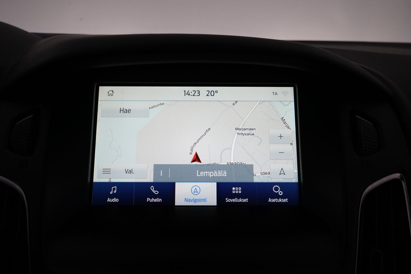 Ford Focus 2016 1,5 TDCi 120 hv Start/stop PowerShift A6 Titanium Wagon *Läm. tuulilasi / Vakkari / Koukku / Tutkat* - Kahdet todella hyväkuntoiset renkaat / Särmät huollot / Viimeisin huolto 197tkm kohdalla / Kahdet OEM vanteet