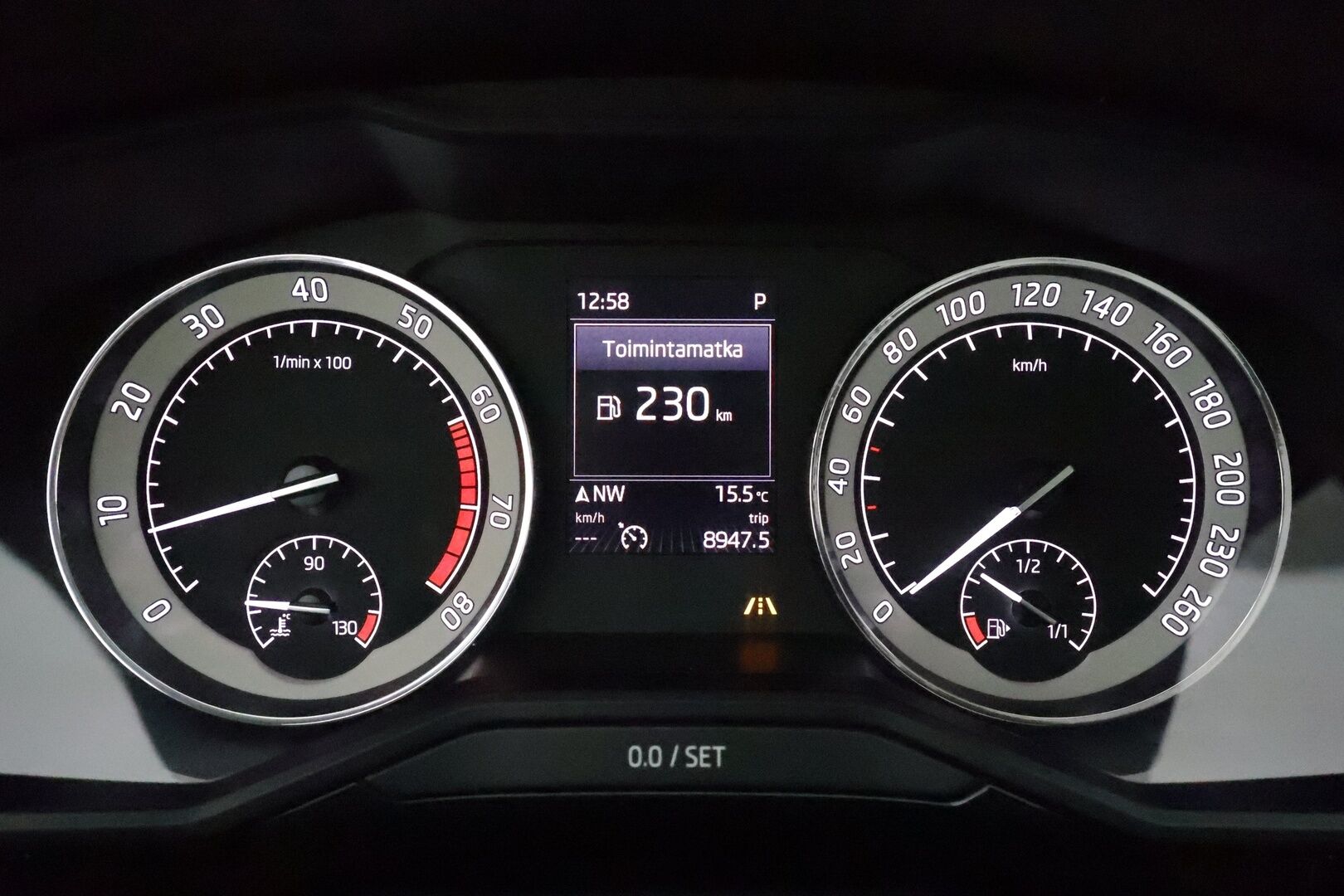 Skoda Superb 2016 Combi 2,0 TSI 280 4x4 L&K DSG **Huippuvarusteet / Panorama / Canton / Adapt. vakkari / Webasto / Ilmastoidut penkit** - 1-om Suomi-auto / Apple&Android / Keyless / Navi / Muistipenkki