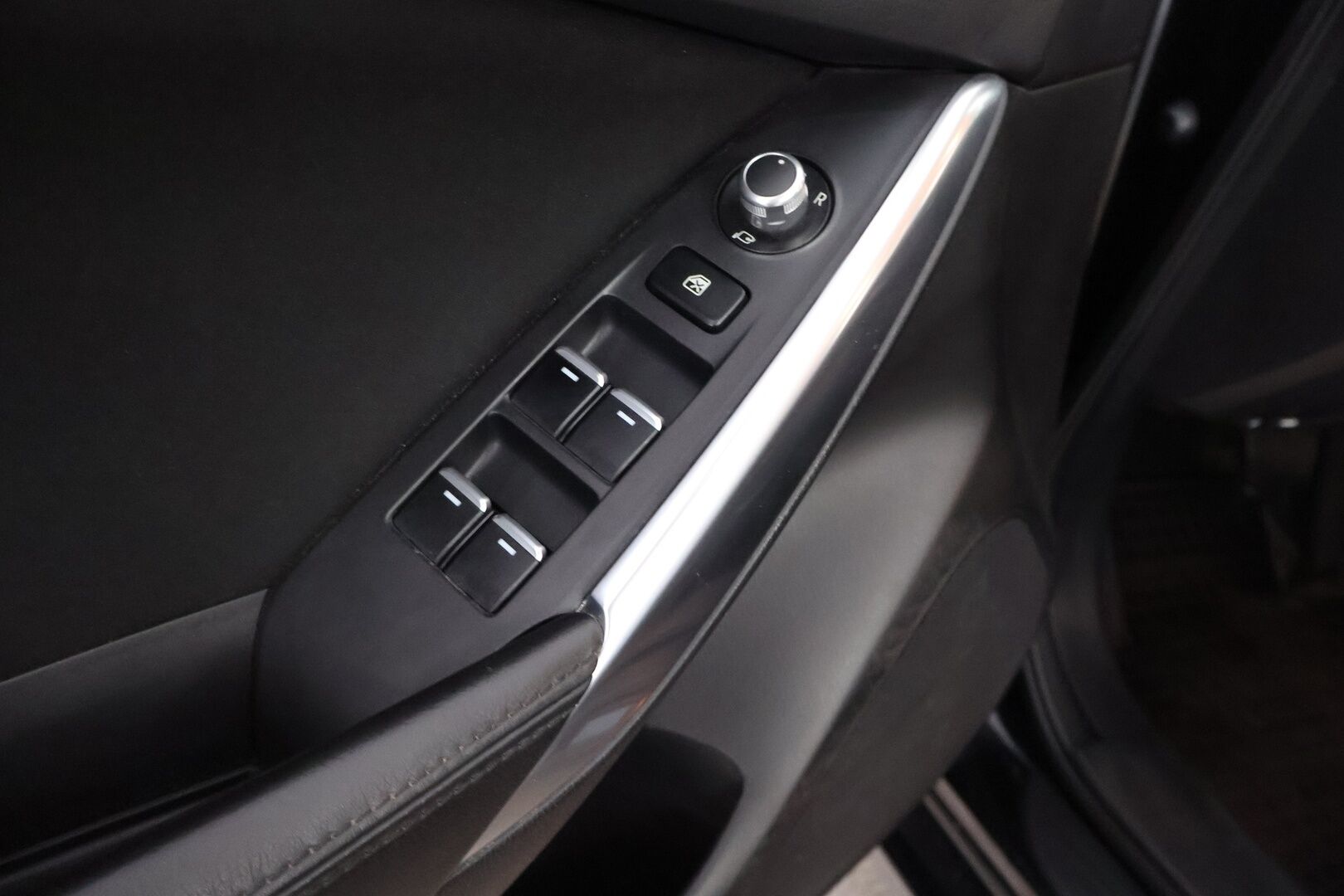 Mazda 6 2016 Sport Wagon 2,0 (165) SKYACTIV-G Business Edition 6AT 5ov TL2B - Suomiauto / BLIS / Lohko & Sisäpistoke / Vetokoukku / Apple&Android / Vakkari / LED / 2x Hyvät renkaat!