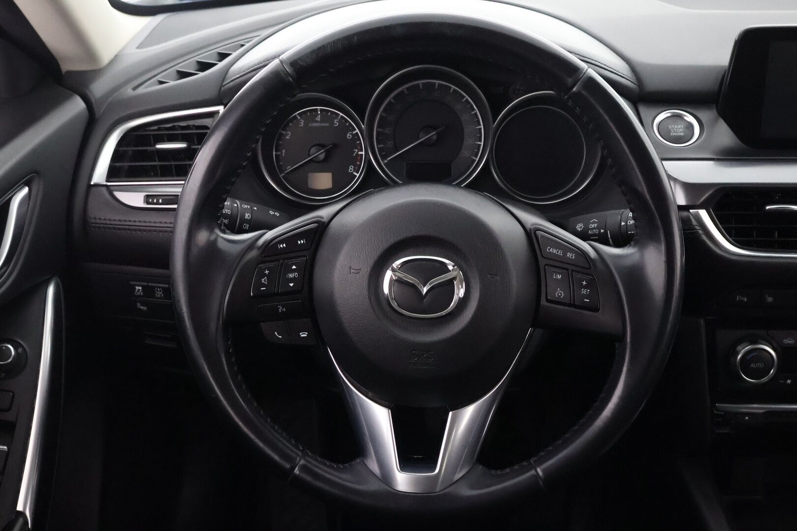 Mazda 6 2016 Sport Wagon 2,0 (165) SKYACTIV-G Business Edition 6AT 5ov TL2B - Suomiauto / BLIS / Lohko & Sisäpistoke / Vetokoukku / Apple&Android / Vakkari / LED / 2x Hyvät renkaat!