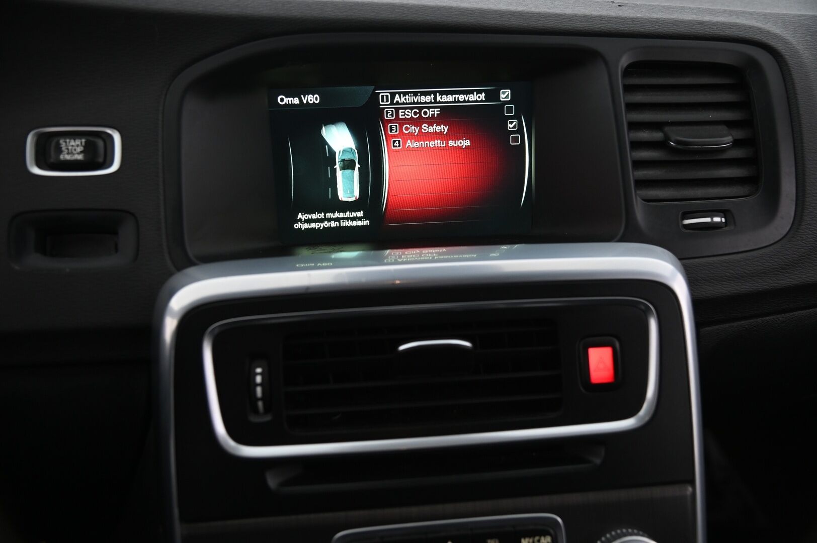 Volvo V60 2015 D4 AWD Business Summum aut *MYYDÄÄN HUUTOKAUPPA.COM*