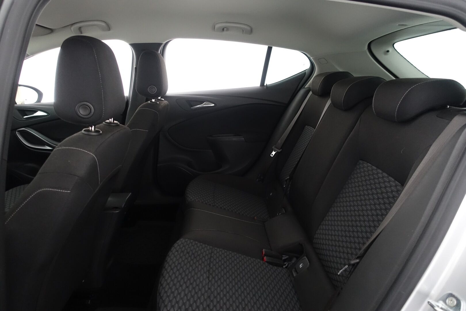Opel Astra 2017 5-ov Enjoy 1,0 Turbo ecoFLEX Start/Stop 77kW MT5 - | Tutkat | Vakionopeudensäädin | Aut.ilmastointi | 2x renkaat&vanteet | Bluetooth | 