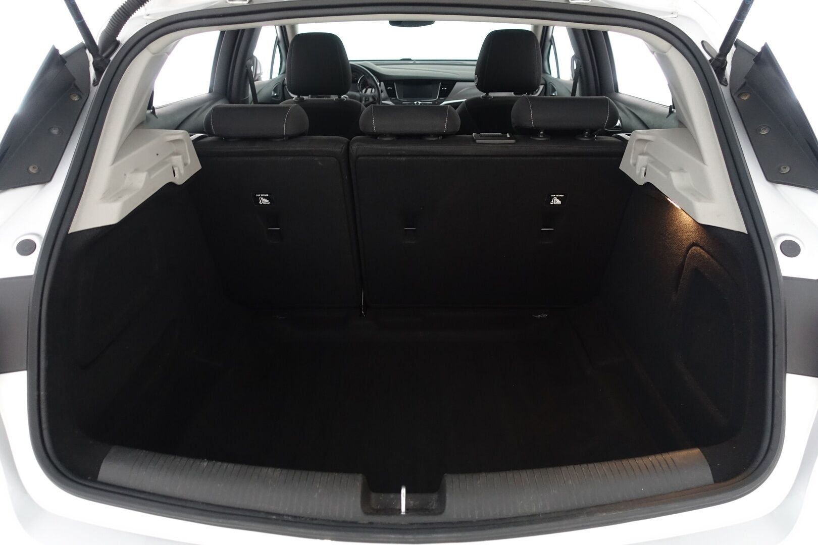 Opel Astra 2017 5-ov Enjoy 1,0 Turbo ecoFLEX Start/Stop 77kW MT5 - | Tutkat | Vakionopeudensäädin | Aut.ilmastointi | 2x renkaat&vanteet | Bluetooth | 