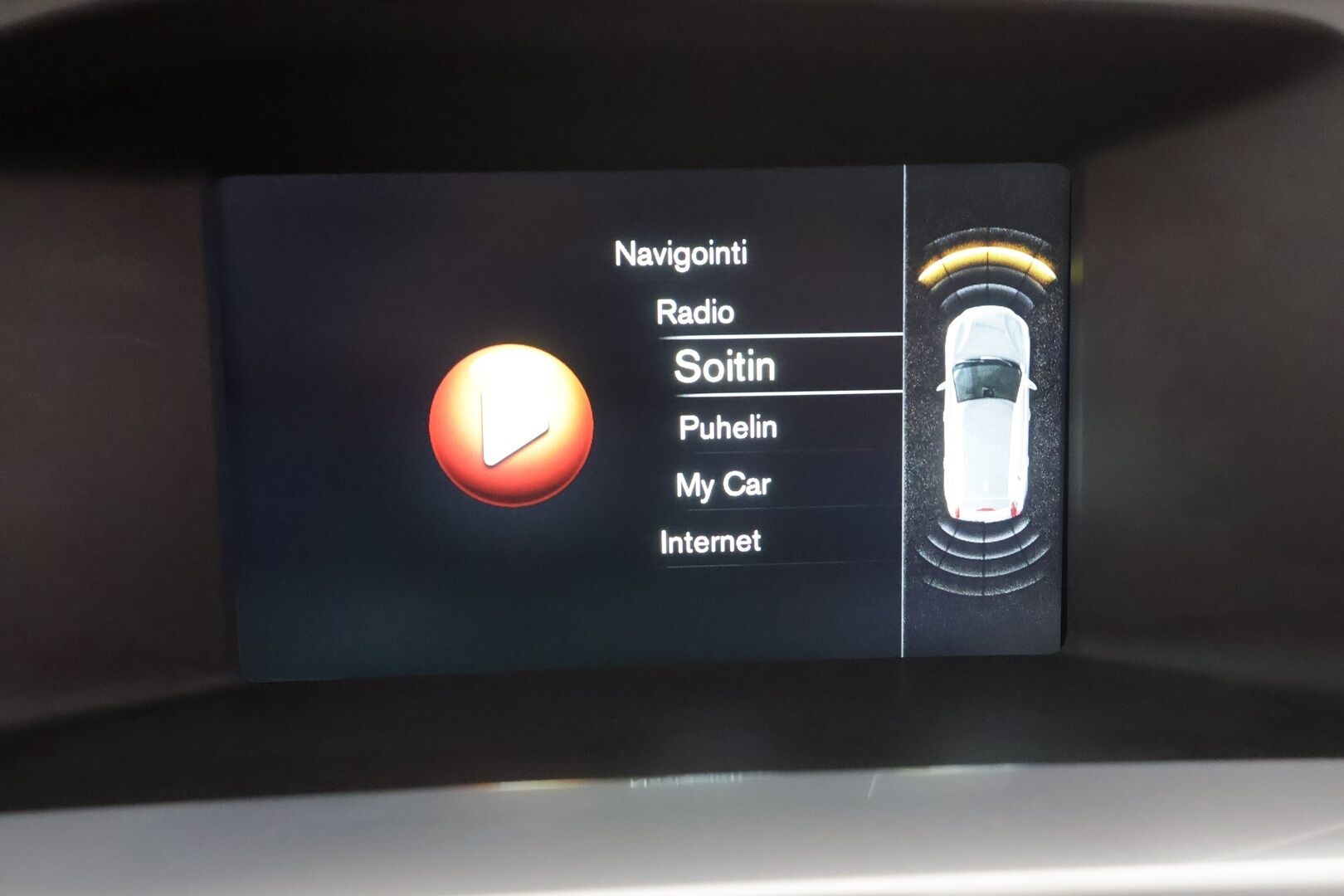 Volvo V60 2016 T4 Business aut * Webasto / Koukku / Xenon / P.tutkat / Muistipenkki / Navi / Vakkari * - Suomi-auto / Kahdet renkaat aluvanteilla 