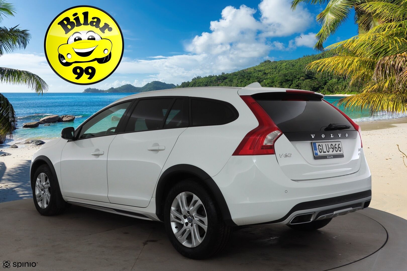 Volvo V60 Cross Country 2016 D4 AWD Summum aut * Koukku / Webasto / Vakkari / Muistipenkki / P.tutkat / Keyless *