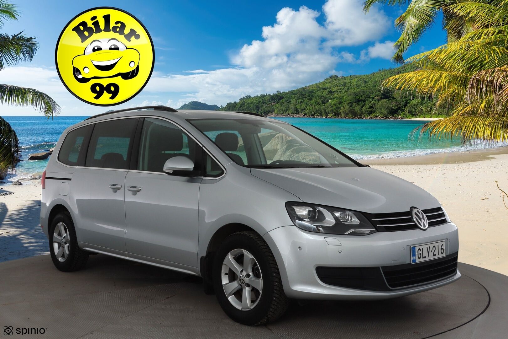 Volkswagen Sharan 2016 Comfortline 2,0 TDI 110 kW DSG 7-P * Webasto / Koukku / P.Tutkat / Vakkari / Xenon / Navi * - *7-Paikkanen / Suomi-auto / Kahdet renkaat aluvanteilla / Merkkihuollot - HULLUT AVAJAISHULINAT KORKOTARJOUS 3,29 %