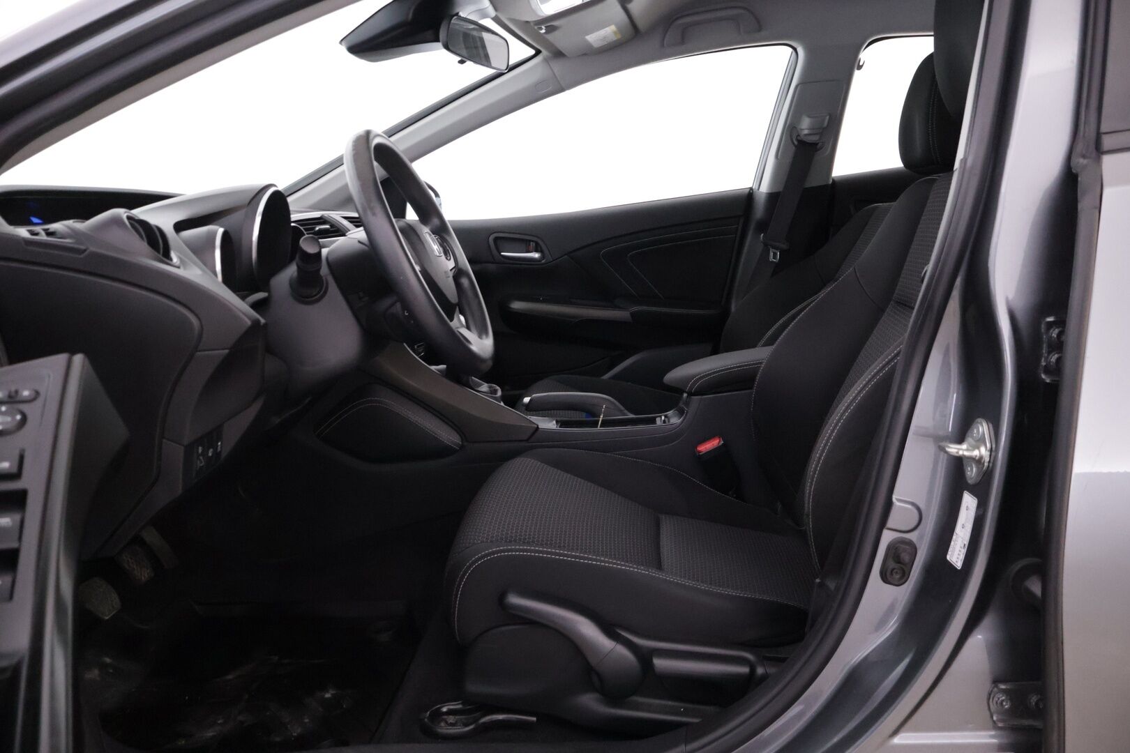 Honda Civic 2015 5D 1,4i Comfort *Suomi-auto / Vakkari / 2x renkaat ja vanteet / Huoltokirja / Bluetooth* - Juuri huollettu / Siistikuntoinen / Tarkka huoltokirja