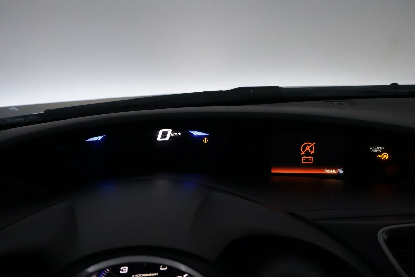 Honda Civic 2015 5D 1,4i Comfort *Suomi-auto / Vakkari / 2x renkaat ja vanteet / Huoltokirja / Bluetooth* - Juuri huollettu / Siistikuntoinen / Tarkka huoltokirja