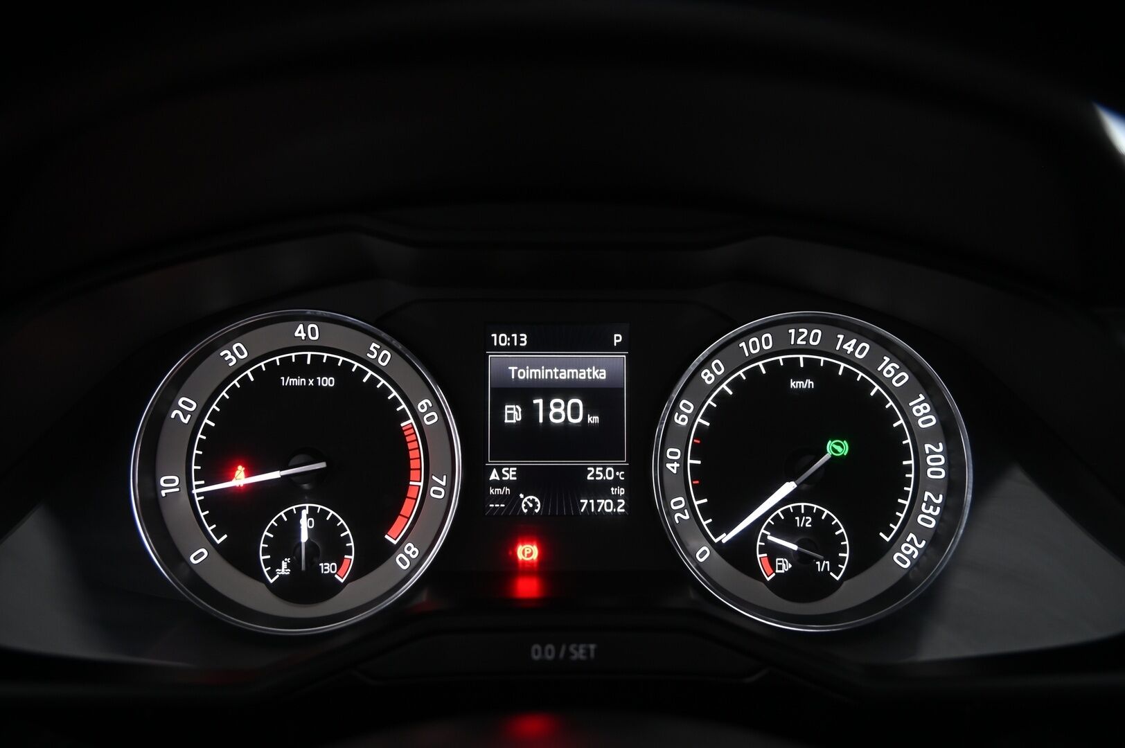 Skoda Superb 2016 Combi 2,0 TSI 280 4x4 L&K DSG Autom. - ACC | Ilmastoidut ruskeat sähkönahat | Panorama | Canton | Koukku | Webasto | Kessy | Appconnect | Blis | Ambient | Suomiauto