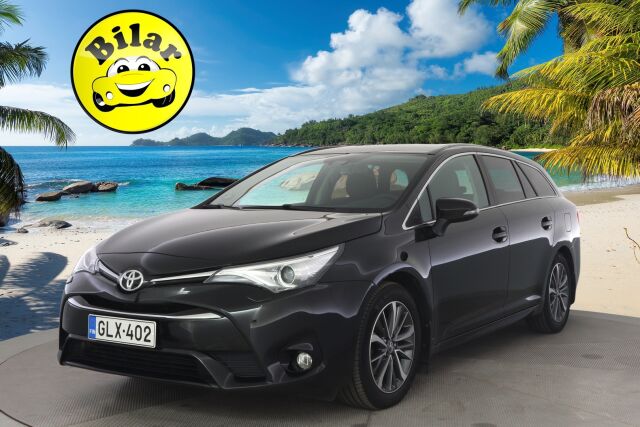 Toyota Avensis 2015