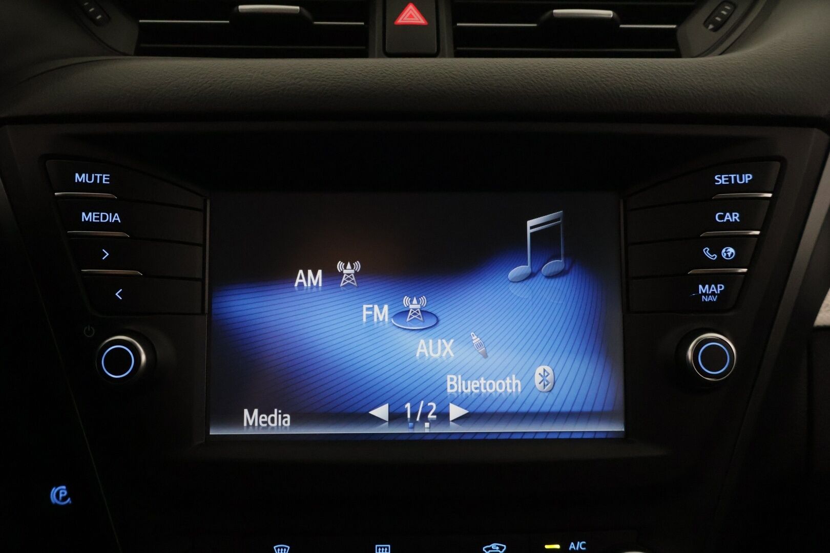 Toyota Avensis 2016 1,8 Valvematic Active Touring Sports Multidrive S ** Lohkolämmitin / Vakkari / Navi / P-kamera ** - 2-omisteinen / Suomi-auto