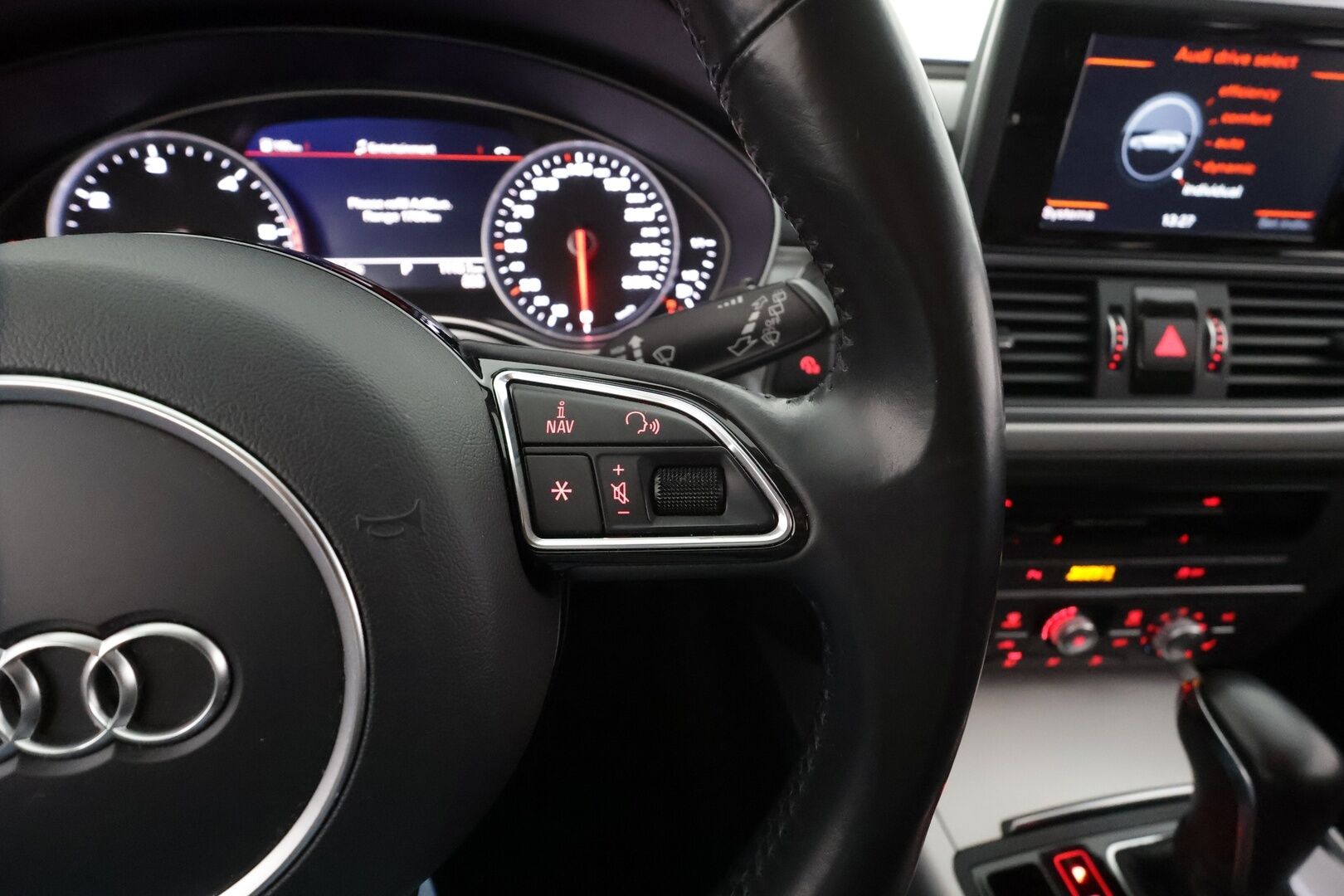 Audi A6 2016 Avant Land of quattro Edition 2,0 TDI 140 kW quattro S tronic * ACC / Webasto / LED / P.tutkat / Sporttipenkit * - Suomi-auto / Kahdet renkaat