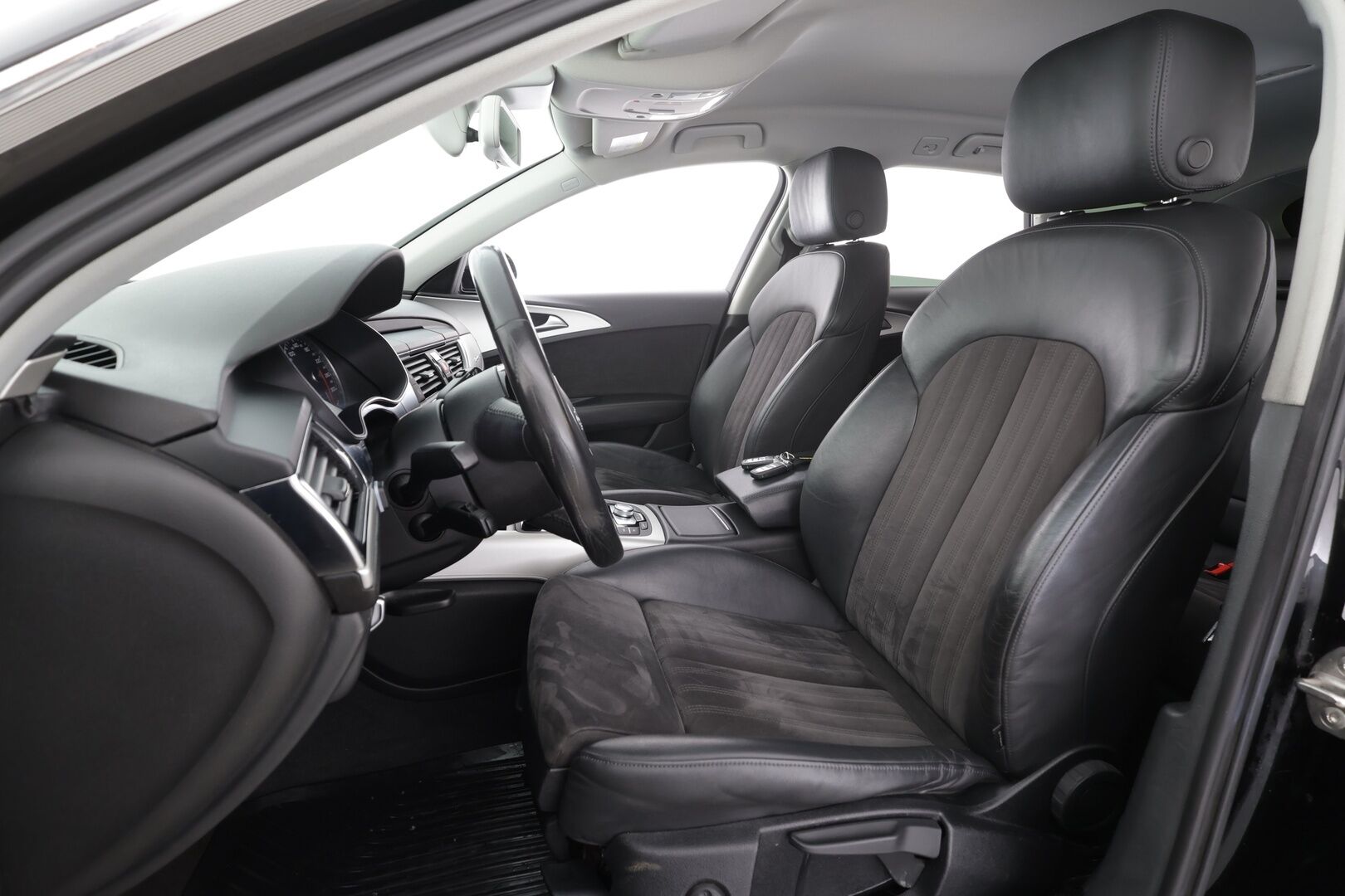 Audi A6 2016 Avant Land of quattro Edition 2,0 TDI 140 kW quattro S tronic * ACC / Webasto / LED / P.tutkat / Sporttipenkit * - Suomi-auto / Kahdet renkaat