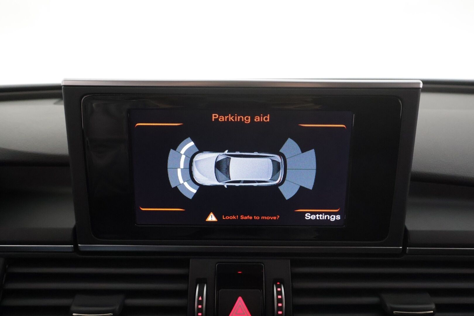 Audi A6 2016 Avant Land of quattro Edition 2,0 TDI 140 kW quattro S tronic S Line * Webasto / Adapt.Vakkari / LED / Peruutustutkat / Sporttipenkit - Suomi-auto / Kahdet renkaat