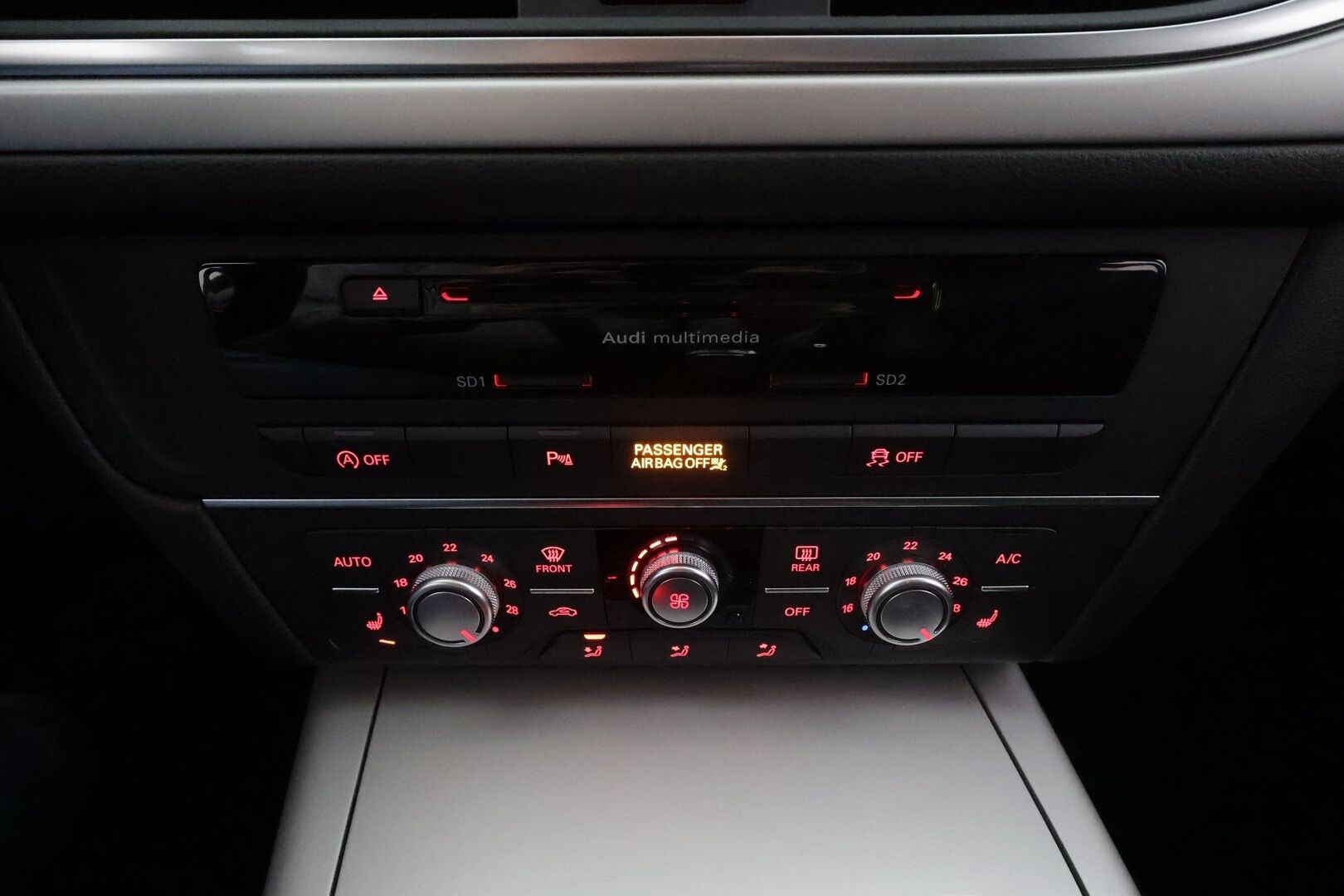 Audi A6 2016 Avant Land of quattro Edition 2,0 TDI 140 kW quattro S tronic S Line * Webasto / Adapt.Vakkari / LED / Peruutustutkat / Sporttipenkit - Suomi-auto / Kahdet renkaat