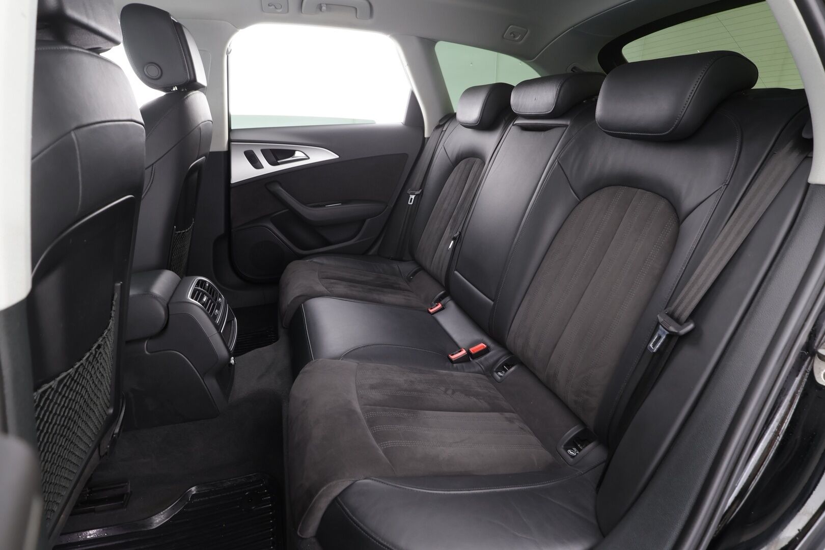 Audi A6 2016 Avant Land of quattro Edition 2,0 TDI 140 kW quattro S tronic S Line * Webasto / Adapt.Vakkari / LED / Peruutustutkat / Sporttipenkit - Suomi-auto / Kahdet renkaat