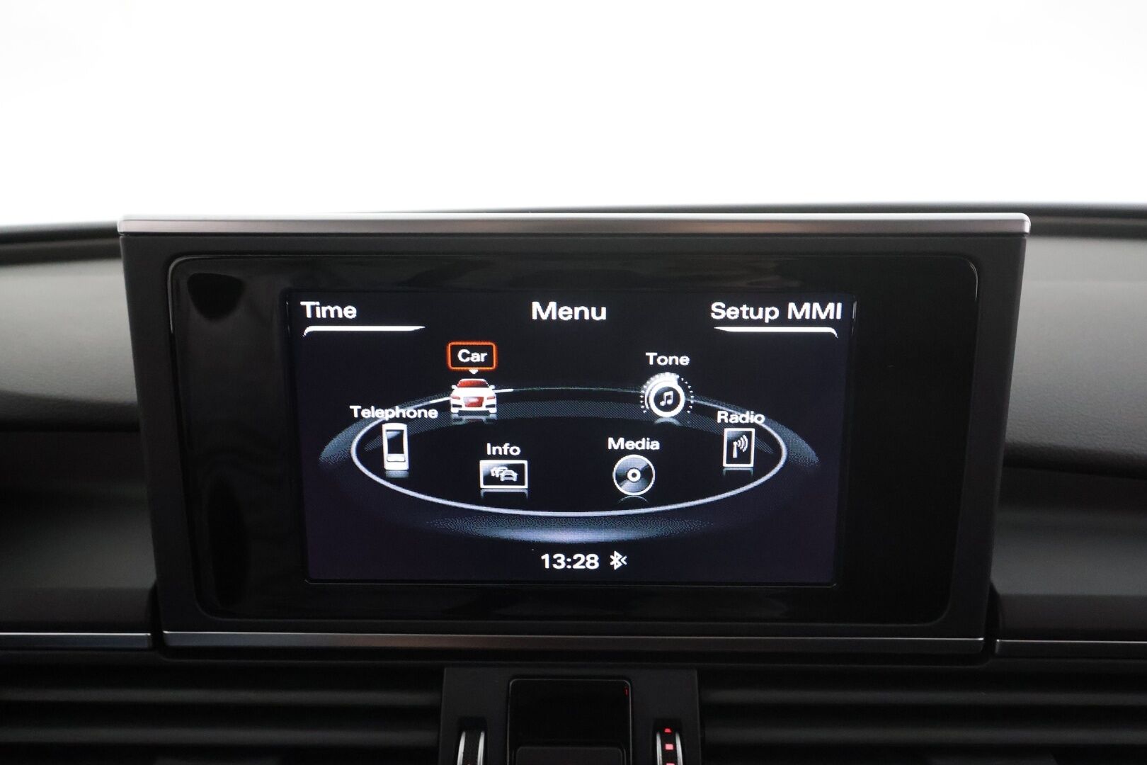 Audi A6 2016 Avant Land of quattro Edition 2,0 TDI 140 kW quattro S tronic S Line * Webasto / Adapt.Vakkari / LED / Peruutustutkat / Sporttipenkit - Suomi-auto / Kahdet renkaat