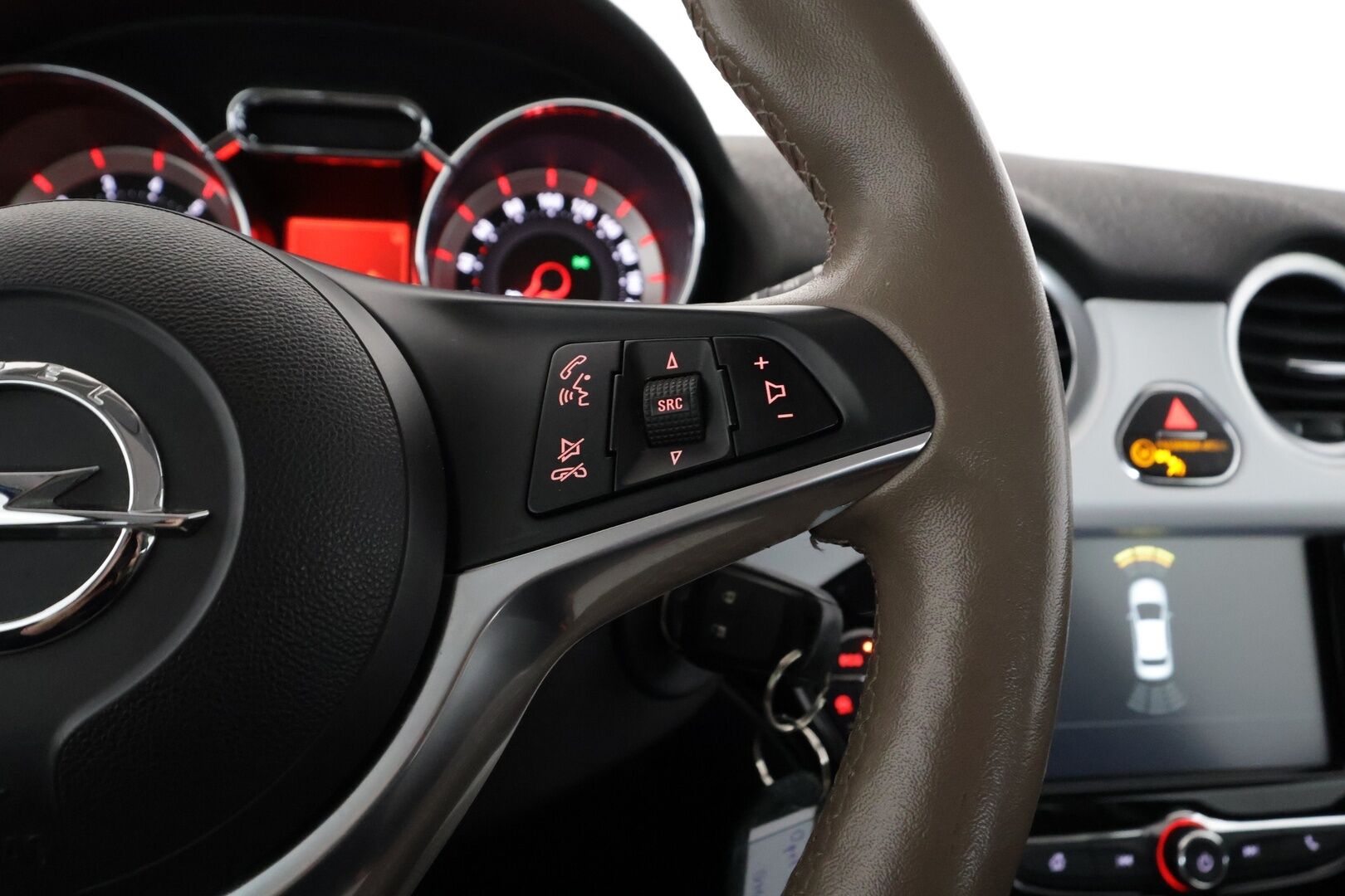 Opel Adam 2016 3-ov Glam 1,0T ecoFLEX Start/Stop 66kW MT6 - | Lasikatto | Nahkaverhoilu | Infinity | P.Tutkat | Vakkari | Bluetooth | Lohko&Sisätilanlämmitin | Ratinlämmitys | Suomi-auto | Huoltokirja | Kahdet renkaat |