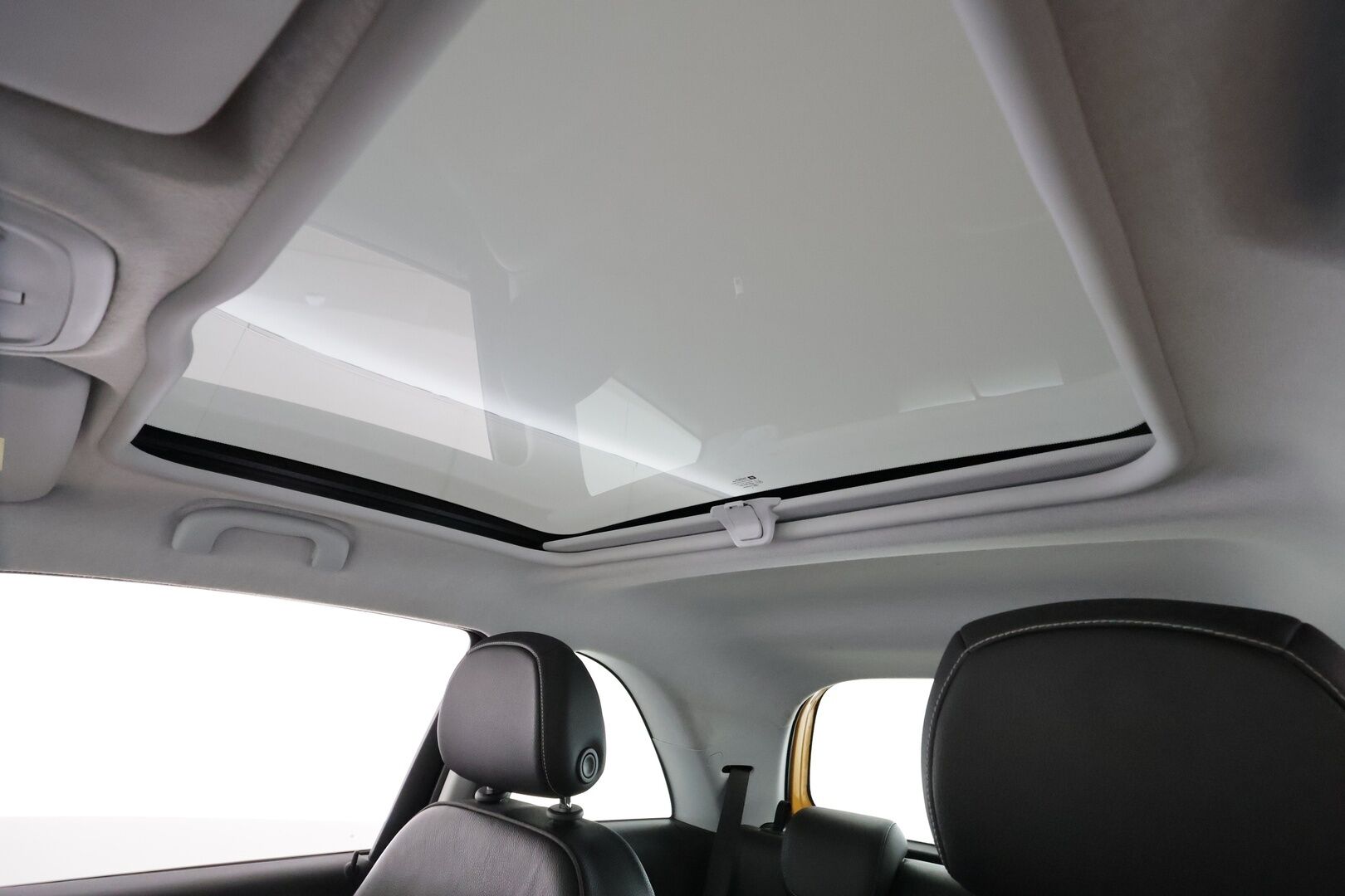 Opel Adam 2016 3-ov Glam 1,0T ecoFLEX Start/Stop 66kW MT6 - | Lasikatto | Nahkaverhoilu | Infinity | P.Tutkat | Vakkari | Bluetooth | Lohko&Sisätilanlämmitin | Ratinlämmitys | Suomi-auto | Huoltokirja | Kahdet renkaat |