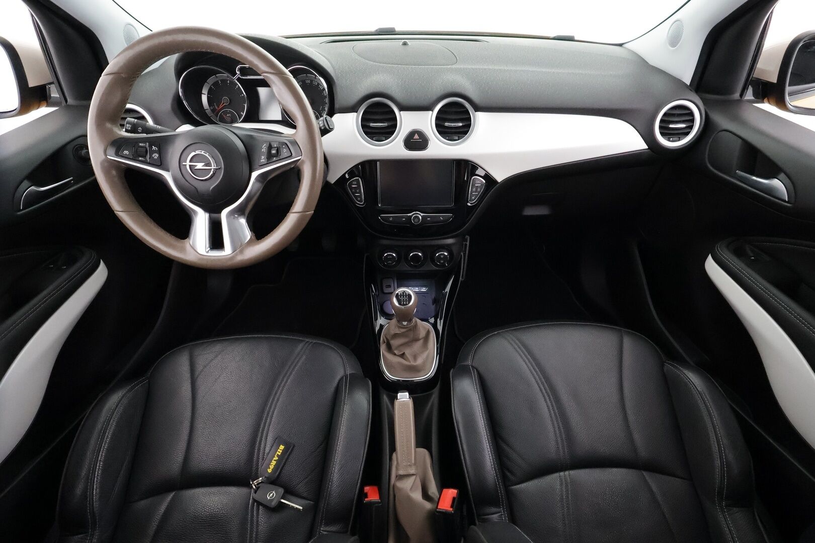 Opel Adam 2016 3-ov Glam 1,0T ecoFLEX Start/Stop 66kW MT6 - | Lasikatto | Nahkaverhoilu | Infinity | P.Tutkat | Vakkari | Bluetooth | Lohko&Sisätilanlämmitin | Ratinlämmitys | Suomi-auto | Huoltokirja | Kahdet renkaat |