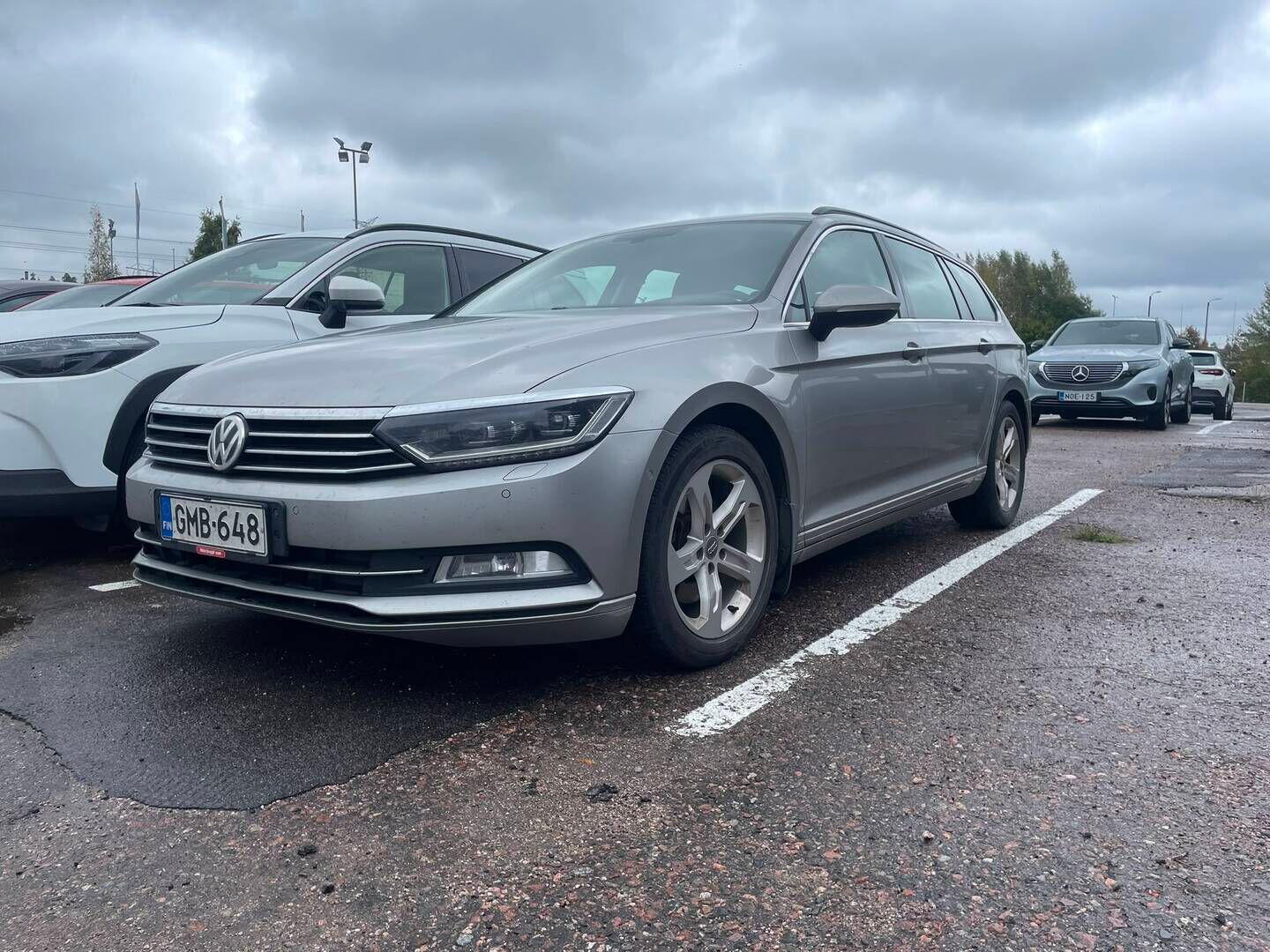 Volkswagen Passat 2016 Variant Comfortline 1,6 TDI 88 kW (120 hv) - | YRITYSOUTLET- Myydään vain yrityksille| Tutkat | Webasto | 2Xrenkaat vanteilla | Vakkari |
