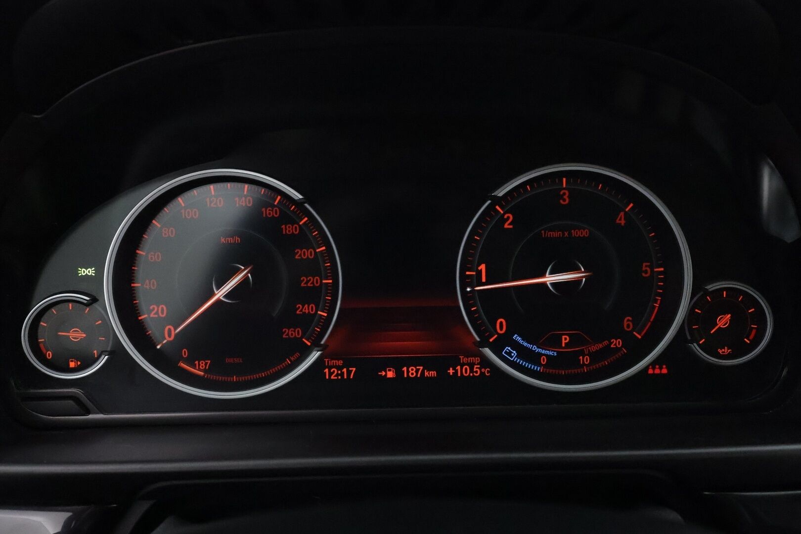 BMW 520 2016 F11 Touring 520d A xDrive Edition Exclusive * Koukku / Xenon / Sportnahat / P.Tutkat / Digimittaristo * - Suomi-auto / Kahdet renkaat - HULLUT BLACKWEEK JATKOT - KORKOTARJOUS 2,49%