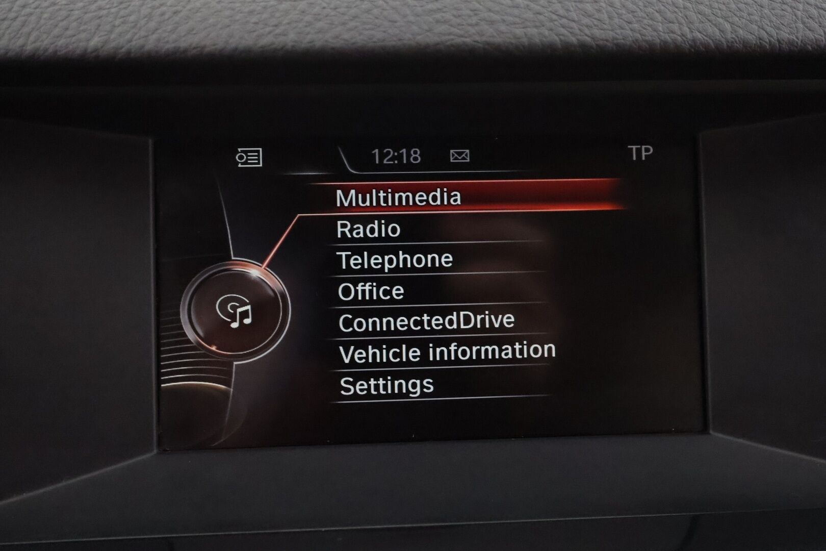 BMW 520 2016 F11 Touring 520d A xDrive Edition Exclusive * Koukku / Xenon / Sportnahat / P.Tutkat / Digimittaristo * - Suomi-auto / Kahdet renkaat - HULLUT BLACKWEEK JATKOT - KORKOTARJOUS 2,49%