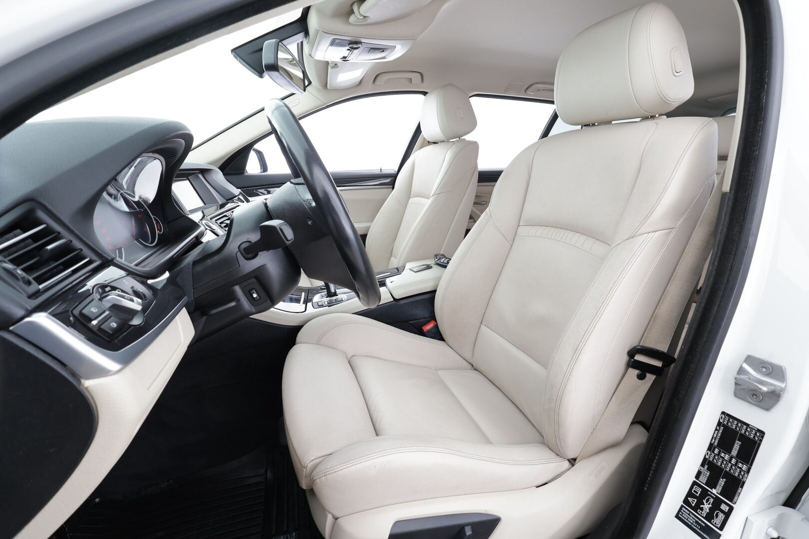 BMW 520 2016 F11 Touring 520d A xDrive Edition Exclusive *Suomi-auto / Koukku / Xenon / Sporttinahat / Digimittaristo* - *P.Tutkat / Kahdet renkaat*