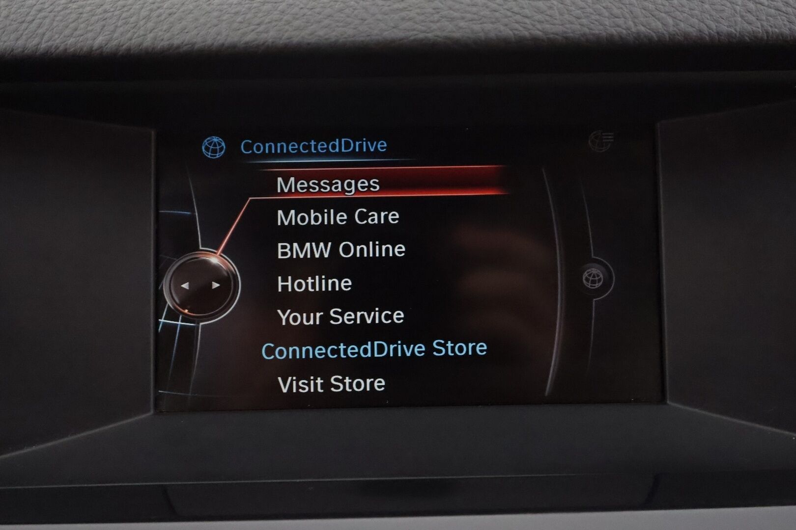 BMW 520 2016 F11 Touring 520d A xDrive Edition Exclusive * Koukku / Xenon / Sportnahat / P.Tutkat / Digimittaristo * - Suomi-auto / Kahdet renkaat - HULLUT BLACKWEEK JATKOT - KORKOTARJOUS 2,49%