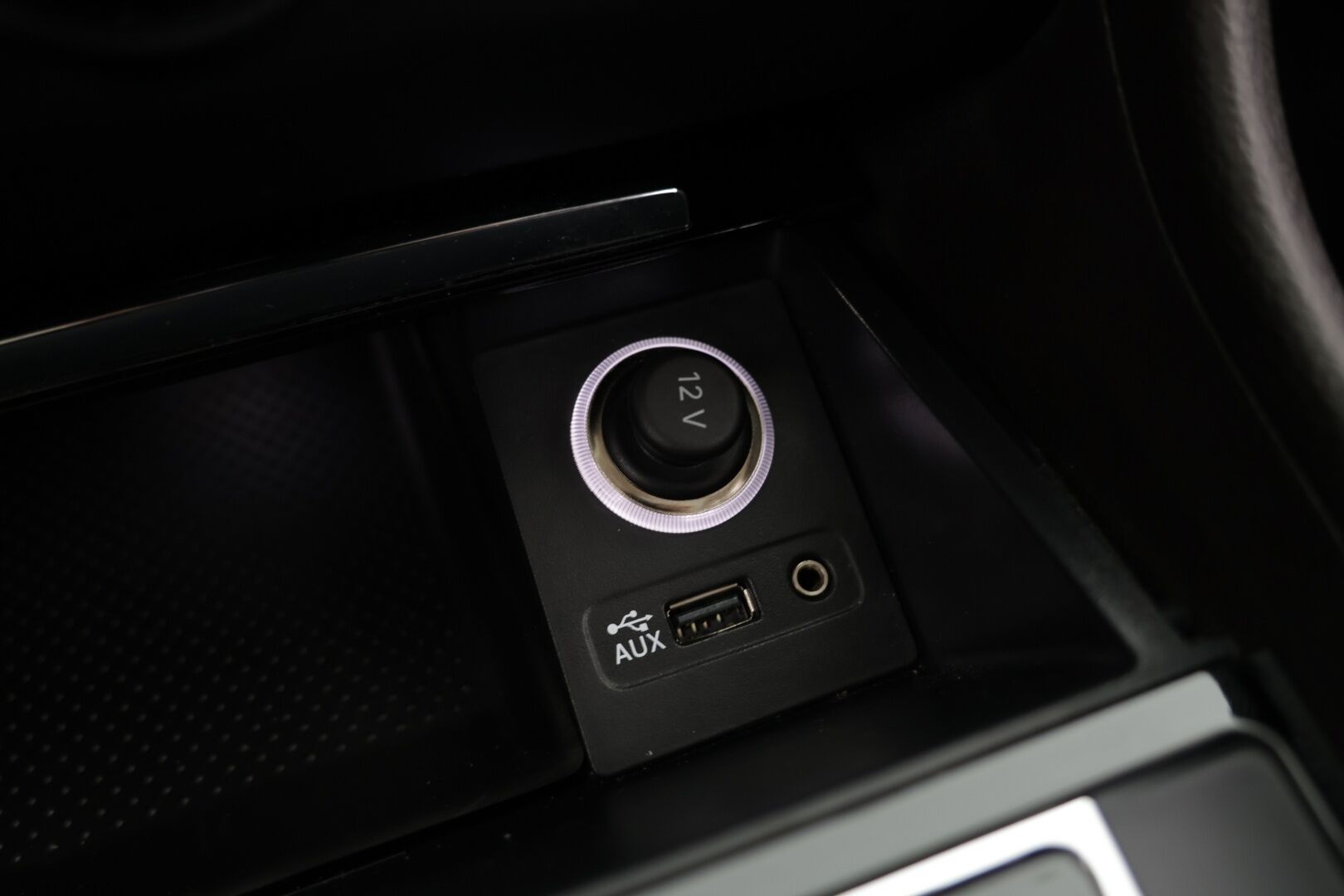 Skoda Superb 2016 Combi 2,0 TDI 190 4x4 L&K DSG Autom. / Webasto / ACC / Panorama / Canton / Ilmastoidut Muistinahat / Koukku / P-kamera - 2-om. Suomi-auto / 2x Aluvanteet / Huippurenkaat / Upea yksilö!