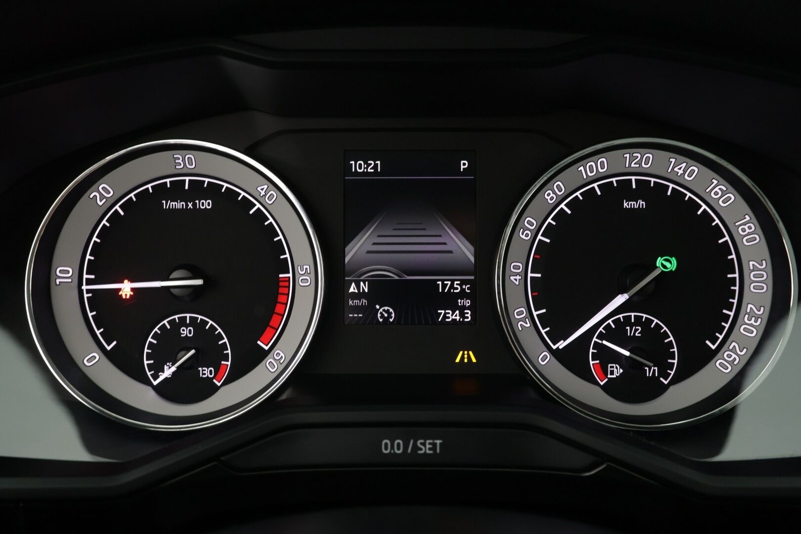 Skoda Superb 2016 Combi 2,0 TDI 190 4x4 L&K DSG Autom. * Webasto / ACC / Panorama / Canton / Ilmastoidut Muistinahat / Koukku / P-kamera * - 2-om. Suomi-auto / 2x Aluvanteet / Huippurenkaat / Upea yksilö! - HULLUT AVAJAISHULINAT KORKOTARJOUS 3,29 %