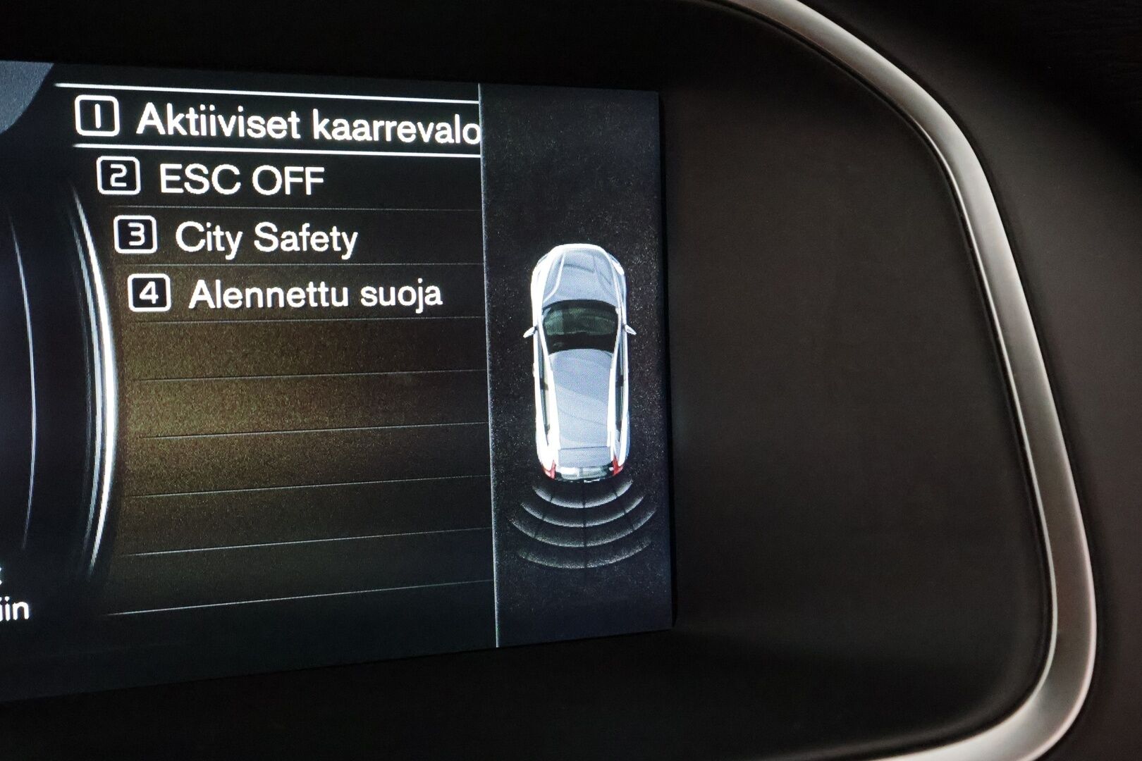 Volvo V40 Cross Country 2016 T3 Business aut ** Webasto / XENON-valot / Navi / P.Tutka / Nahkaverhoilu ** - Suomi-auto / Kahdet Renkaat