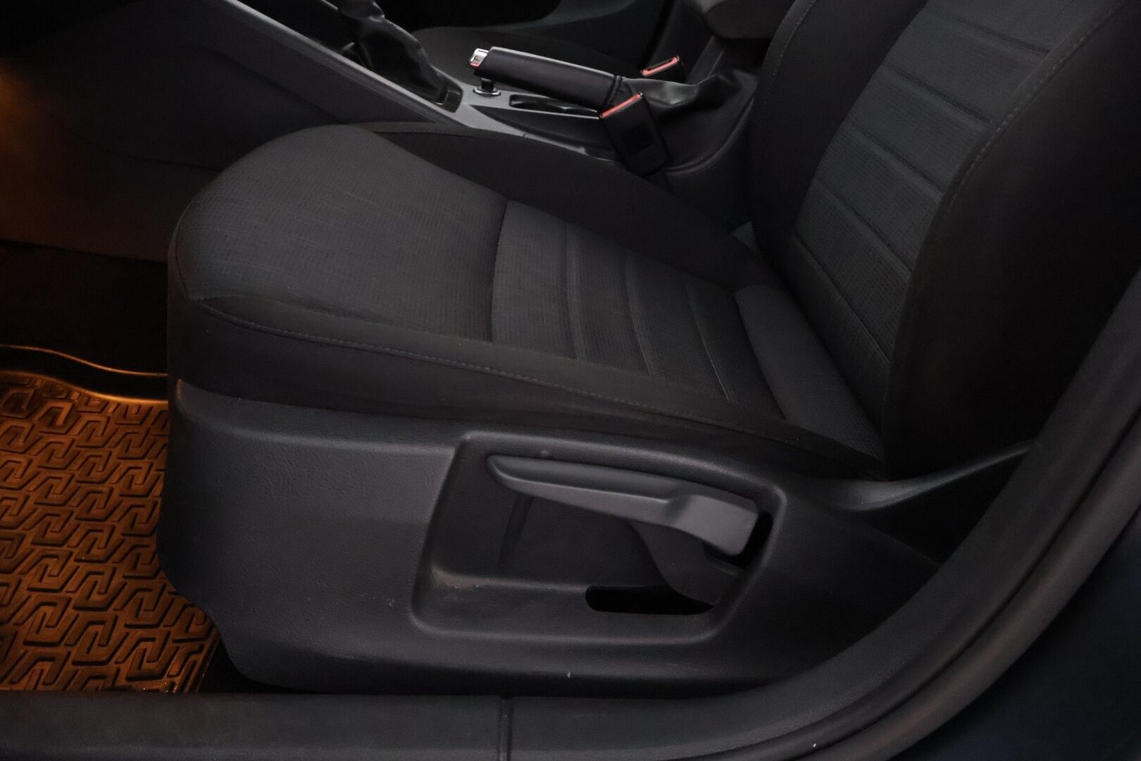 Skoda Octavia 2016 1,8 TSI 4x4 Style DSG Autom. - Suomiauto / KeylessGo / Vetokoukku / Peruutustutkat / Xenon / Lohko & Sisäpistoke / Juuri tullut Tampereelle!