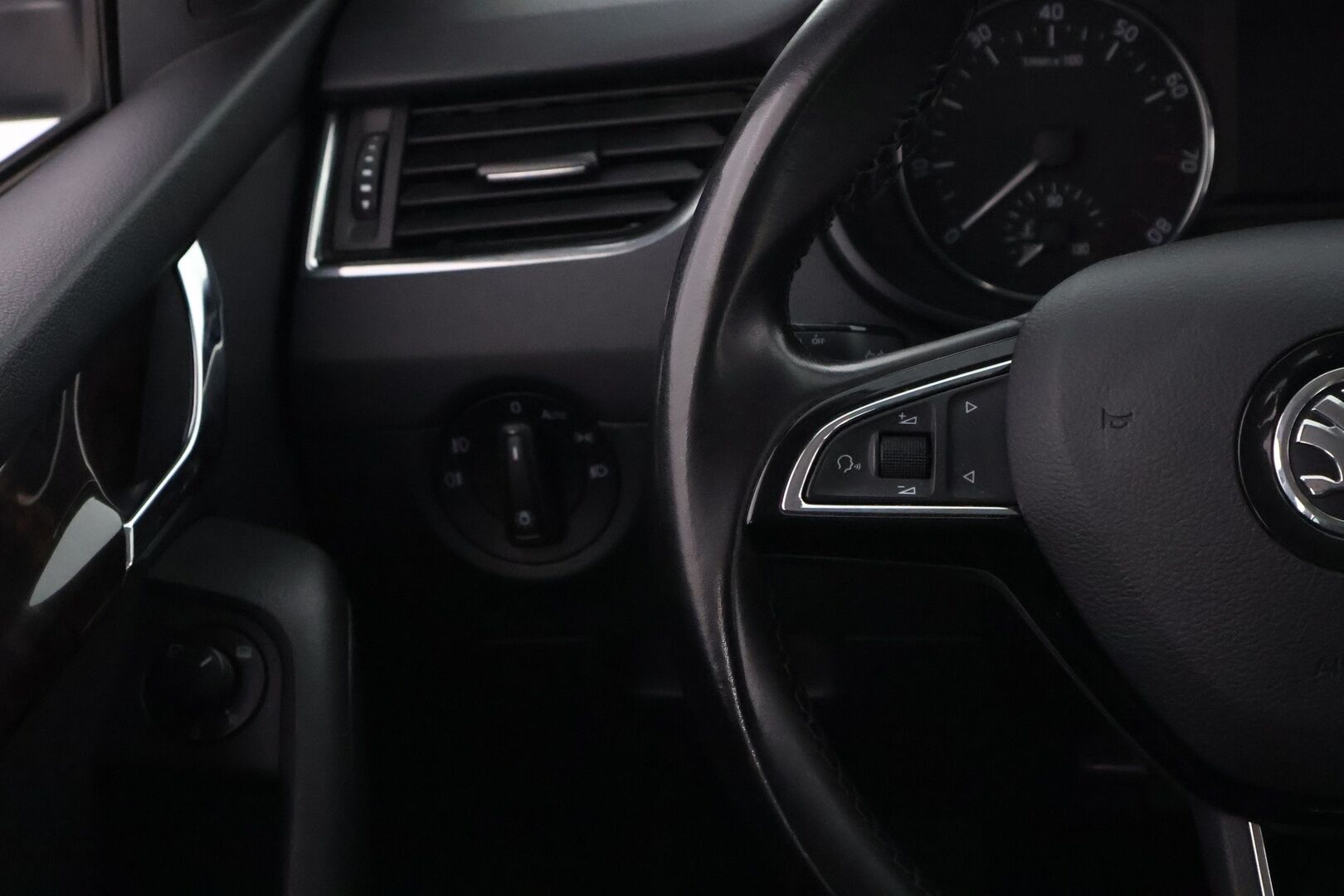 Skoda Octavia 2016 1,8 TSI 4x4 Style DSG Autom. - Suomiauto / KeylessGo / Vetokoukku / Peruutustutkat / Xenon / Lohko & Sisäpistoke / Juuri tullut Tampereelle!