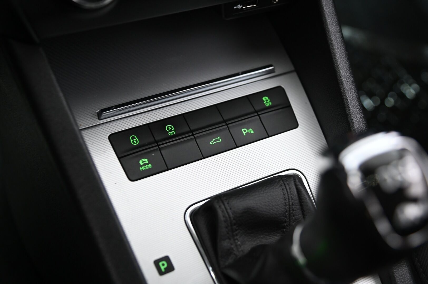 Skoda Octavia 2016 Combi 2,0 TDI 184 4x4 Style DSG Autom. *Webasto / P-kamera / Vetokoukku / Muistipenkki* - *Suomi-auto / Näyttävä yksilö / Juuri tullut*