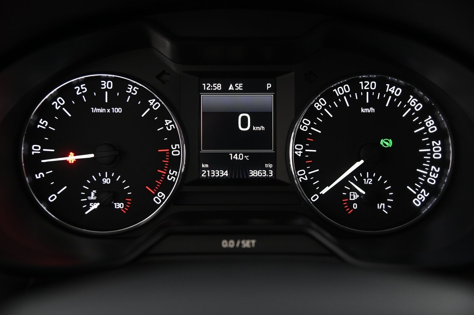 Skoda Octavia 2016 Combi 2,0 TDI 184 4x4 Style DSG Autom. *Webasto / P-kamera / Vetokoukku / Muistipenkki* - *Suomi-auto / Näyttävä yksilö / Juuri tullut*