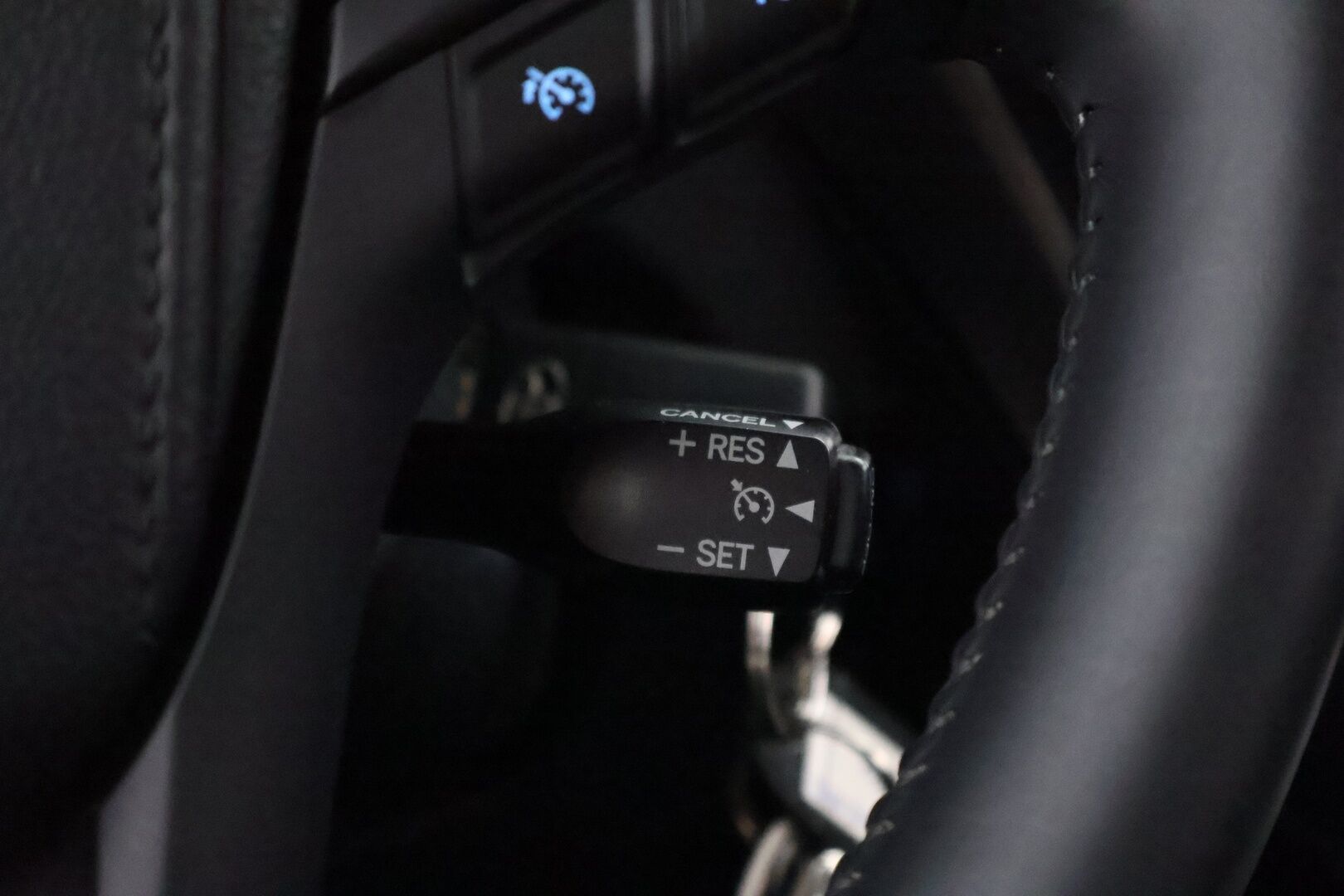 Toyota Avensis 2016 1,8 Valvematic Active Touring Sports Multidrive S - Suomiauto / 2-omisteinen / Vetokoukku / Peruutuskamera / Vakkari / Navi / Lohko & Sisäpistoke / Juuri saapunut!